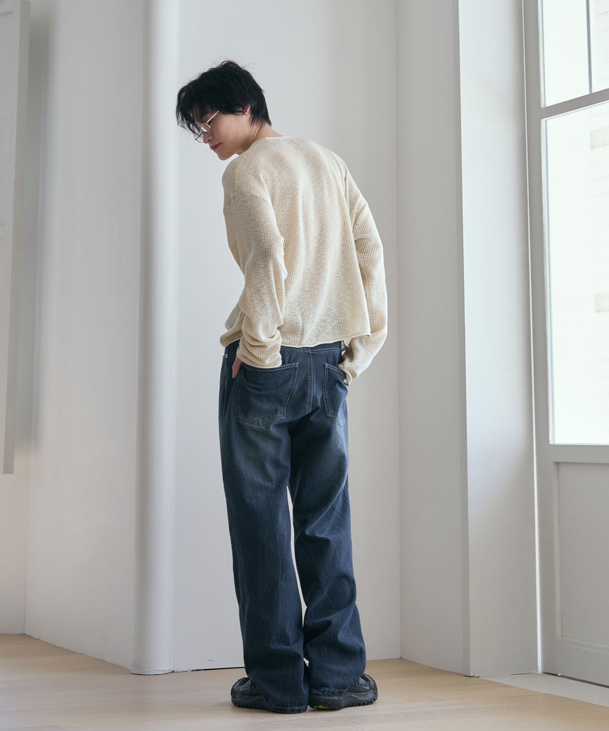 아워데이즈(OURDAYZ) 워시드 크랙 와이드 데님 팬츠 [WASHED DEEP BLUE]