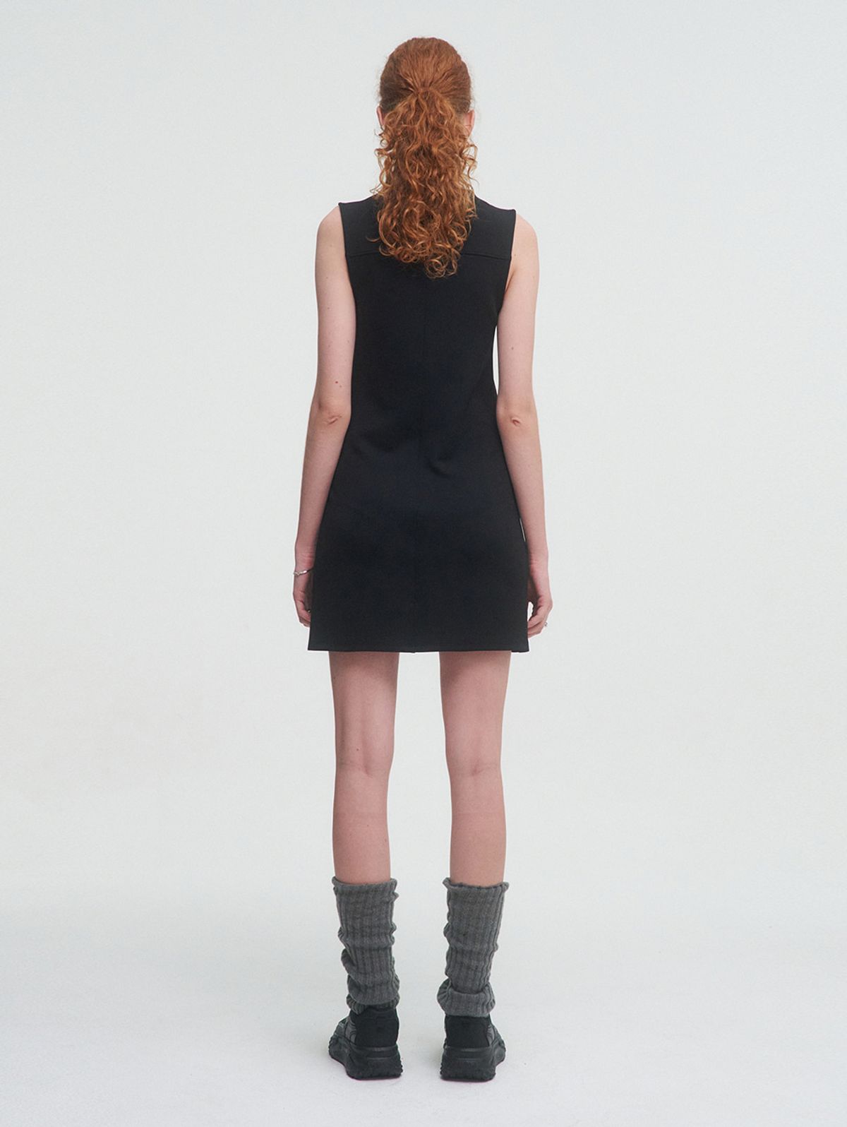 뚜오미오(TUOMIO) FLAME MINI DRESS [BLACK]