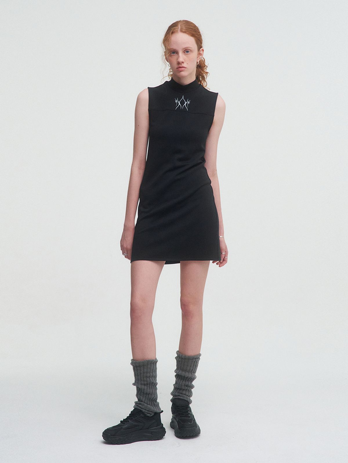 뚜오미오(TUOMIO) FLAME MINI DRESS [BLACK]