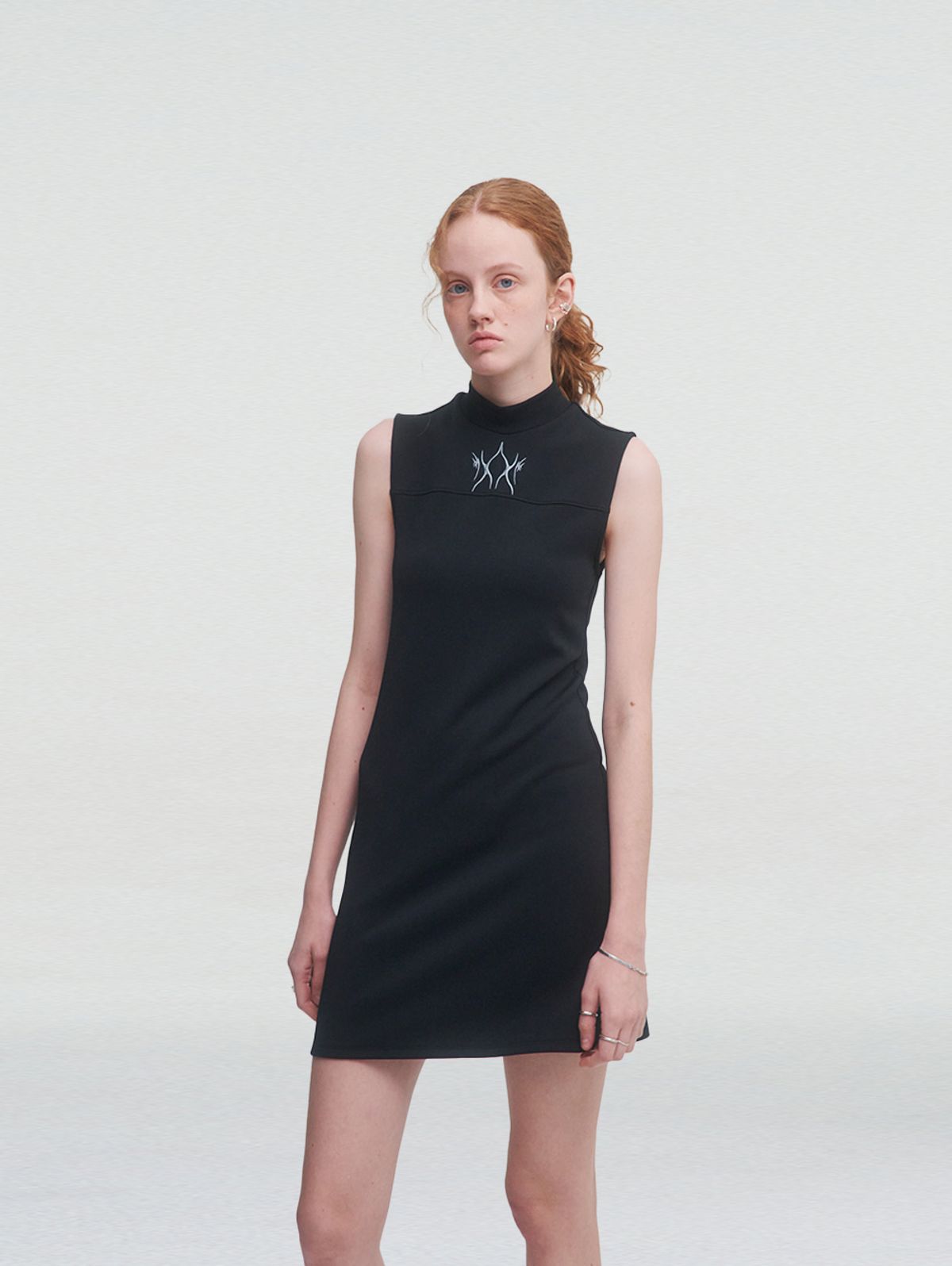 뚜오미오(TUOMIO) FLAME MINI DRESS [BLACK]