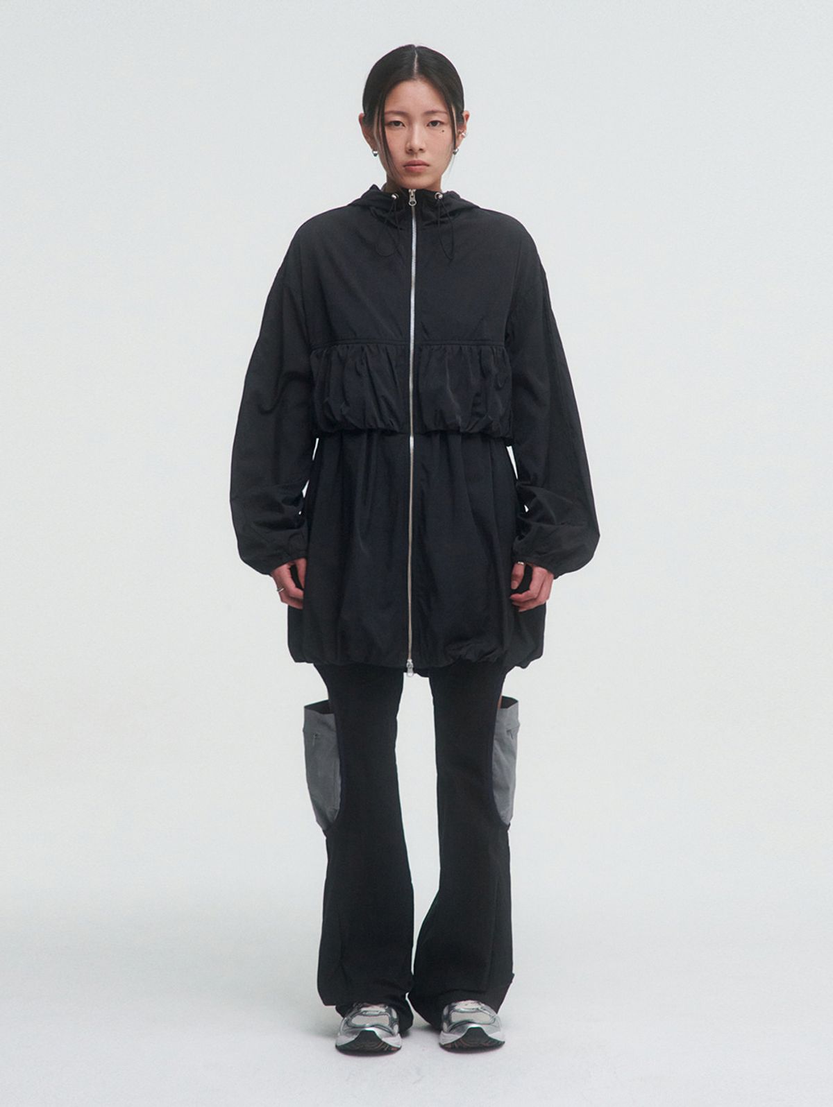 뚜오미오(TUOMIO) PIPING VOLUME JUMPER DRESS [BLACK]
