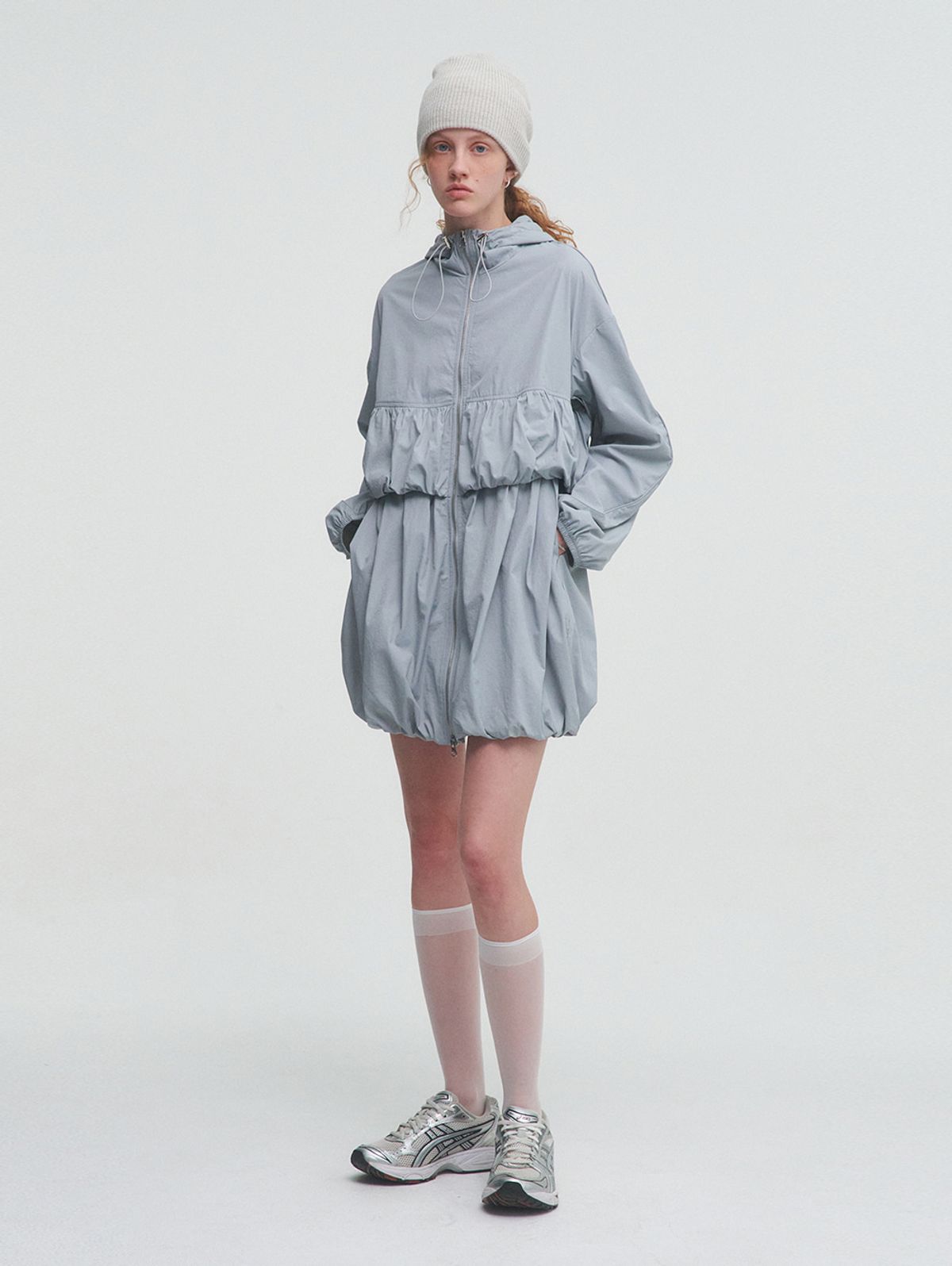 뚜오미오(TUOMIO) PIPING VOLUME JUMPER DRESS [LIGHT BLUE]