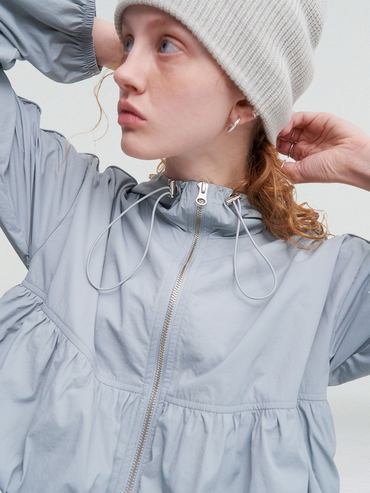 뚜오미오(TUOMIO) PIPING VOLUME JUMPER DRESS [LIGHT BLUE]