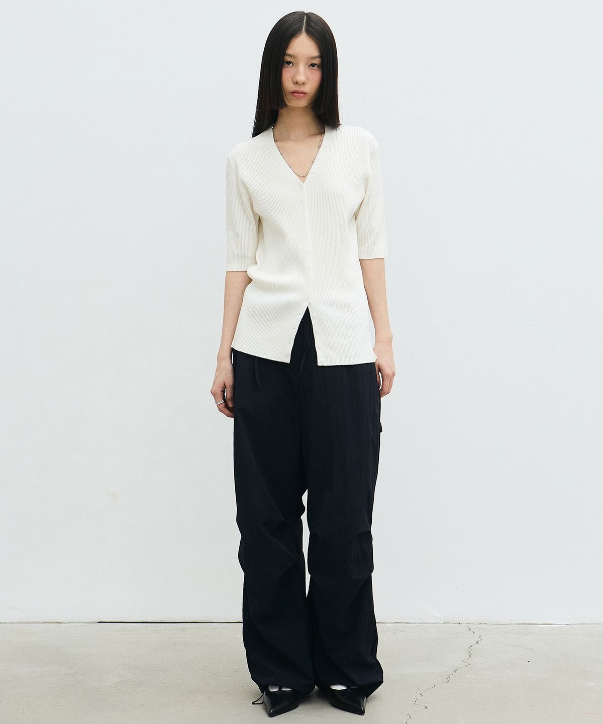 닉앤니콜(NICK&NICOLE) BUTTON SLIM KNIT HALF CARDIGAN_IVORY