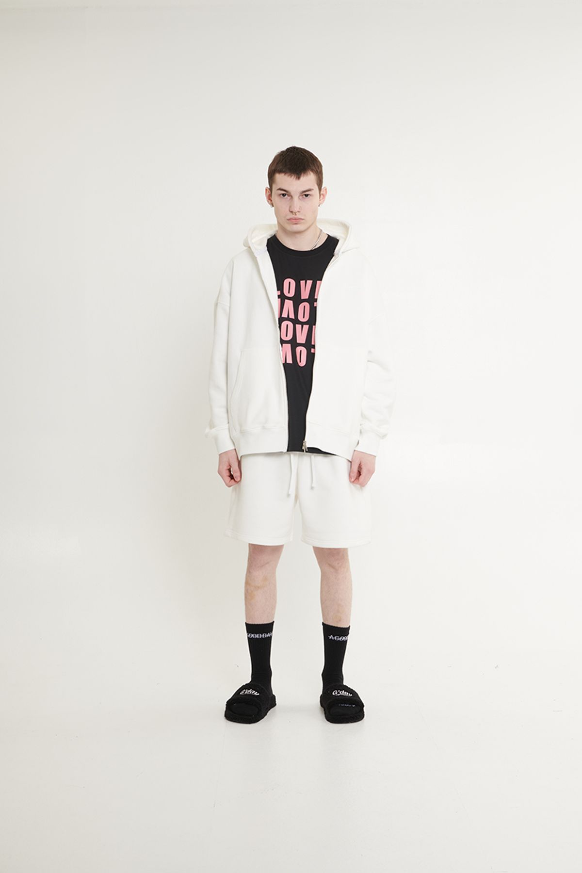 어굿데이(AGOODDAY) [UNISEX]   SIGNATURE HOODIE ZIPUP MAN(WHITE)