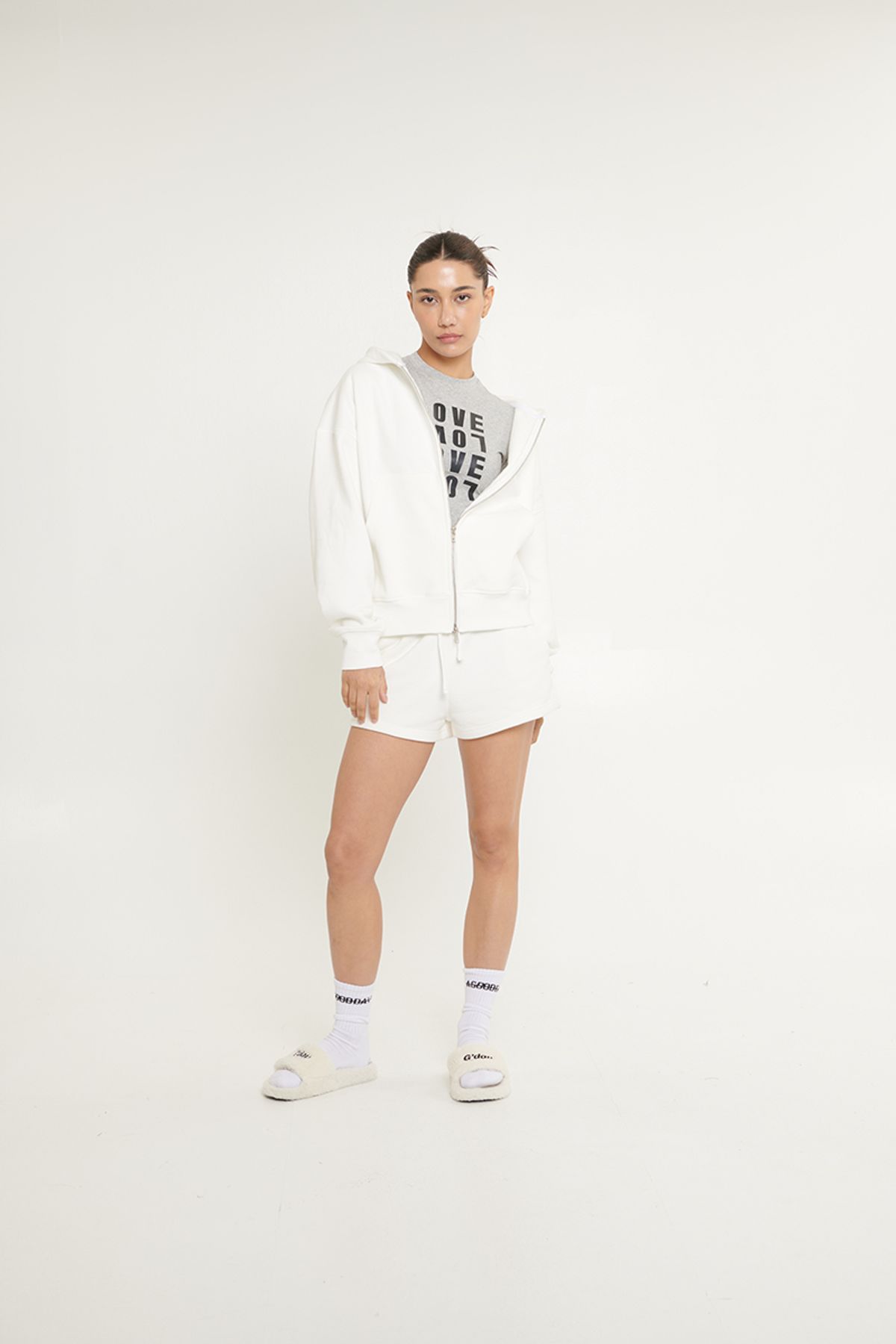 어굿데이(AGOODDAY) [UNISEX]   SIGNATURE HOODIE ZIPUP WOMAN(WHITE)