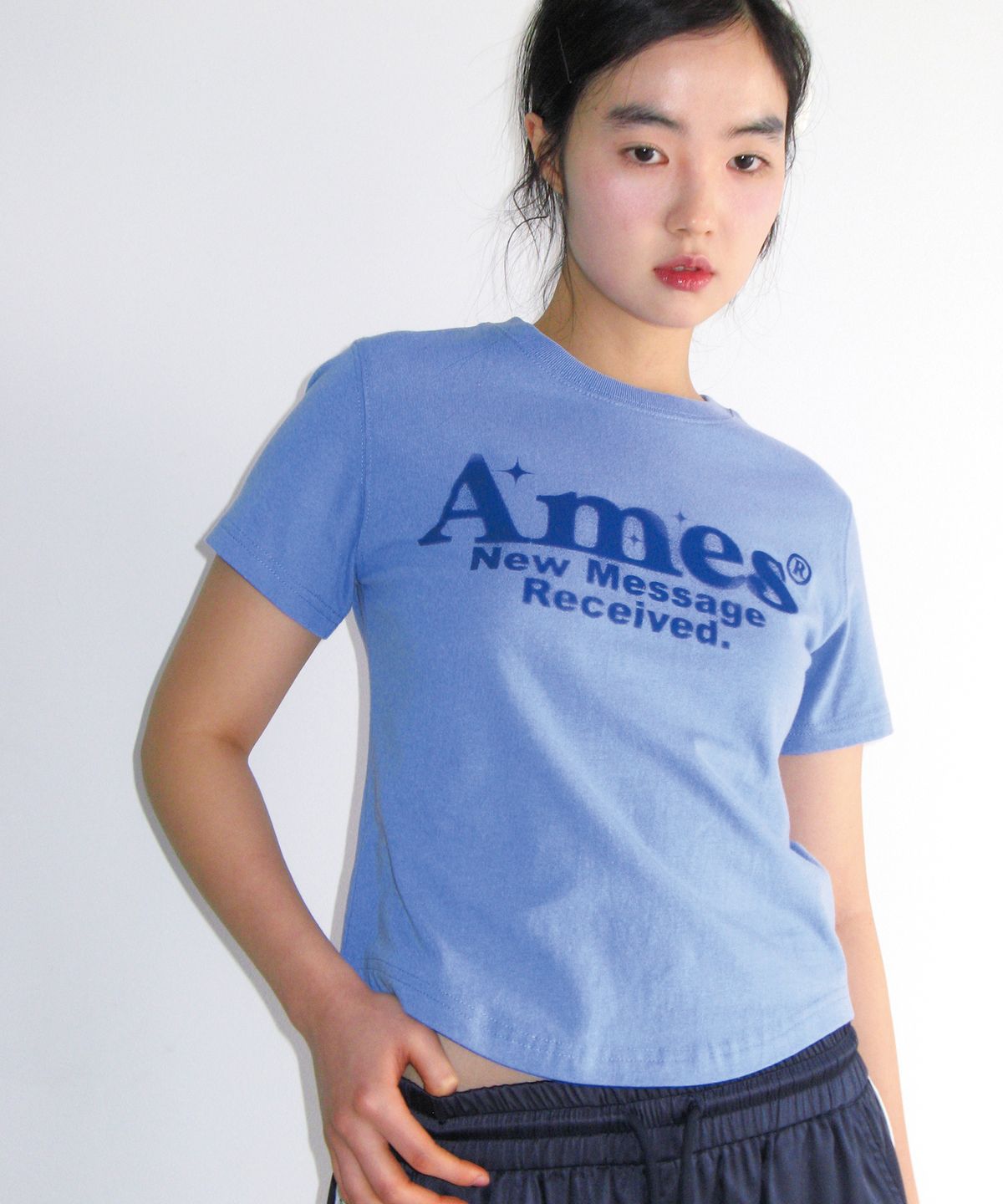 아메스 월드와이드(AMES-WORLDWIDE) ROUND HEM CROP TEE BLUE