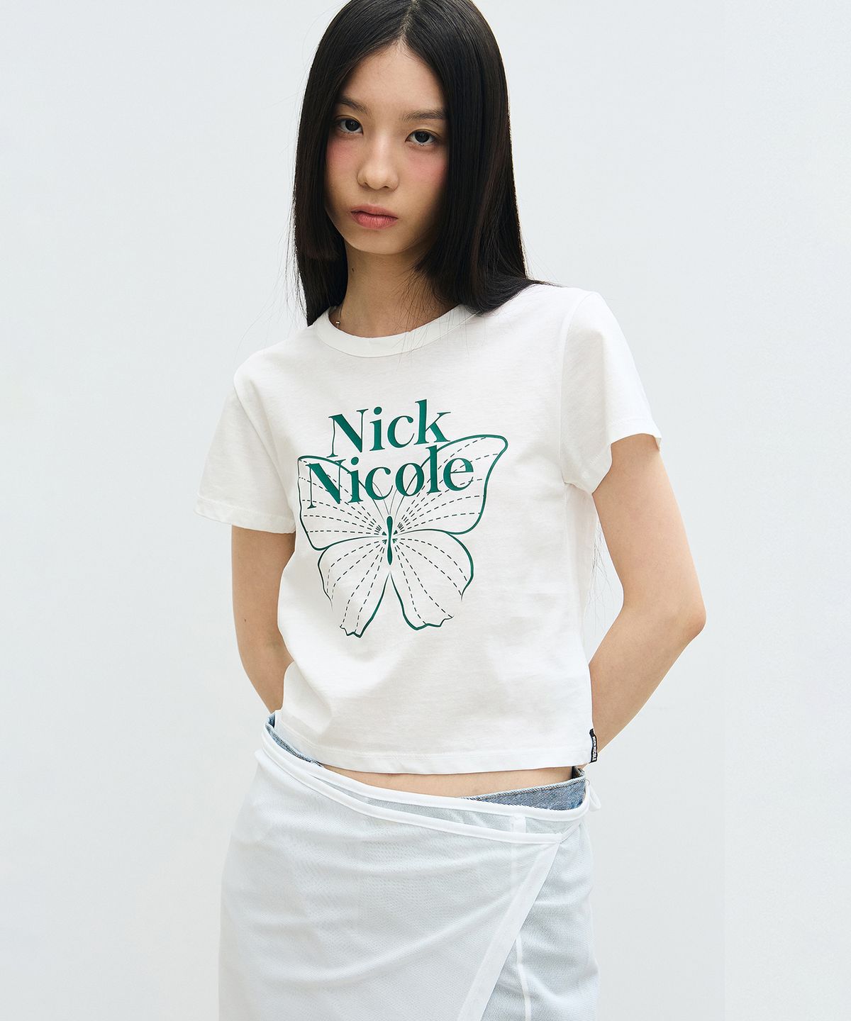 닉앤니콜(NICK&NICOLE) BUTTERFLY SIGNATURE CROP TOP_WHITE GREEN