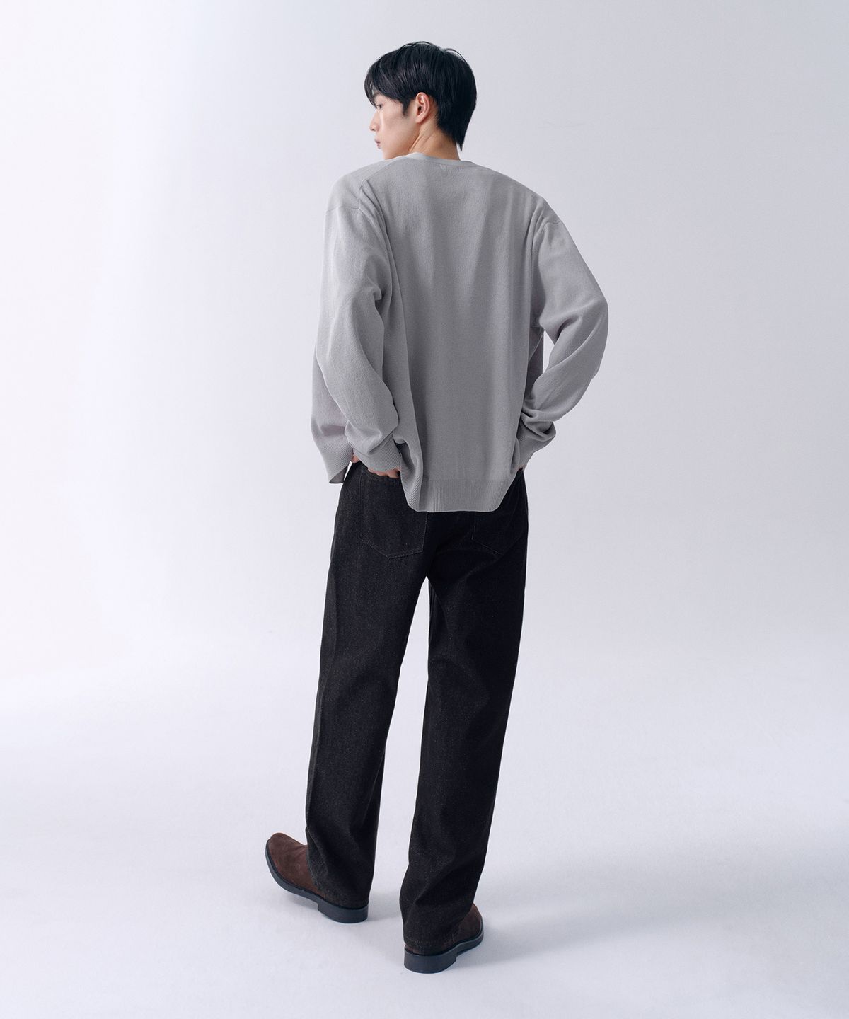 무신사 스탠다드(MUSINSA STANDARD) 레귤러 핏 데님 팬츠 [로우 블랙]