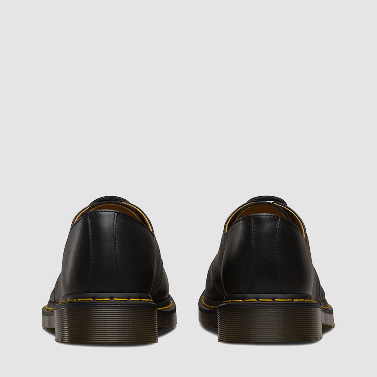 닥터마틴(DR.MARTENS) [무신사 스토어 성수@대림창고 팝업]1461 3홀 블랙 나파 / 11838001