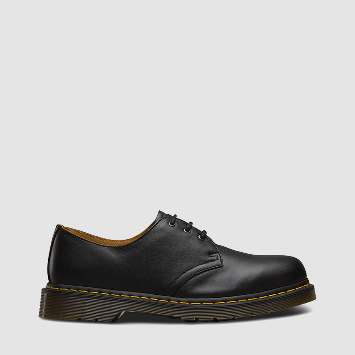 닥터마틴(DR.MARTENS) [무신사 스토어 성수@대림창고 팝업]1461 3홀 블랙 나파 / 11838001