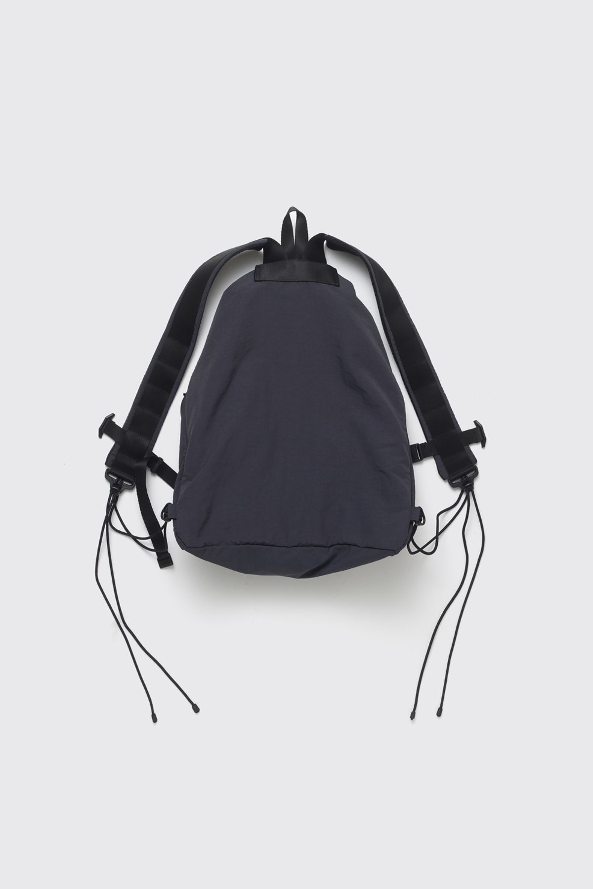 해칭룸(HATCHINGROOM) String Backpack Nylon Washed Navy