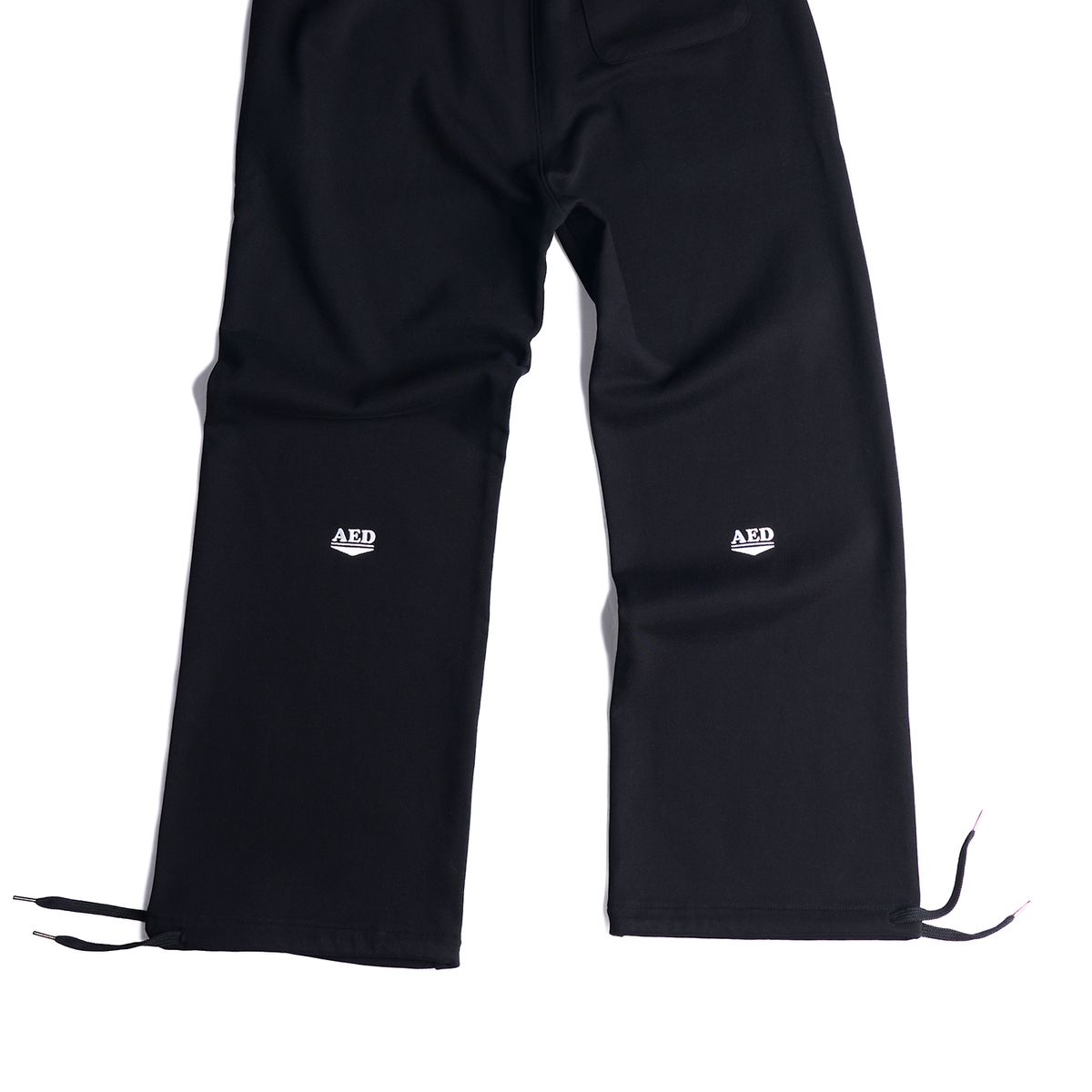 올아이즈다운(ALL EYES DOWN) LOGO SWEAT PANT (BLACK)