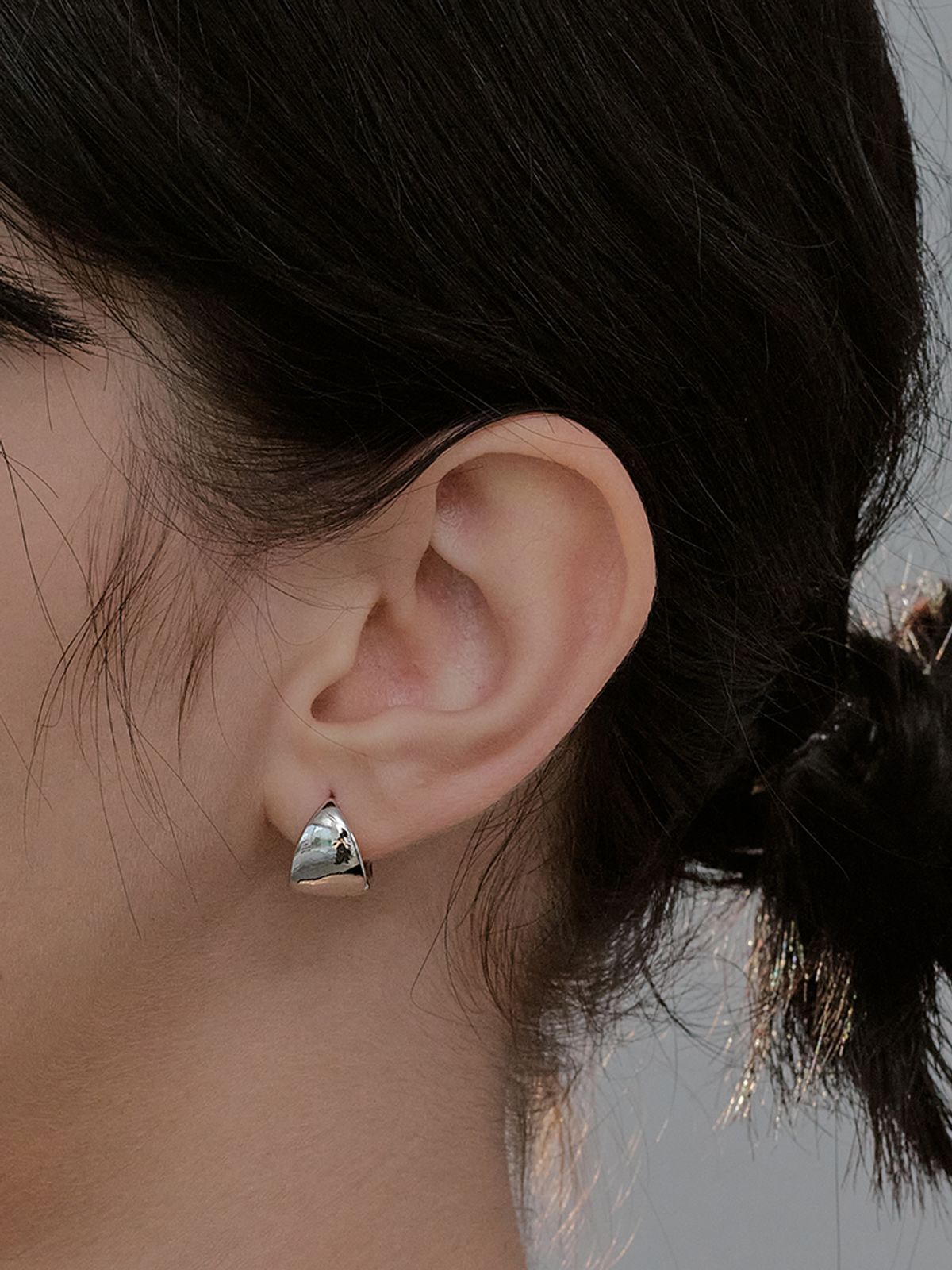 헤이(HEI) Bold cones earring