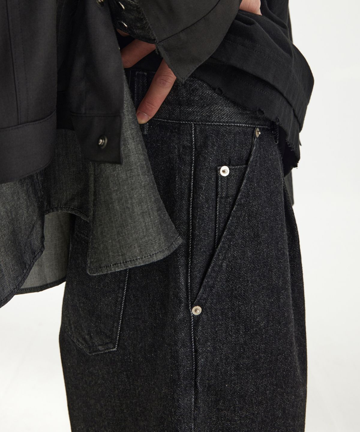 유스(YOUTH) Wide Half Denim - Washed Black