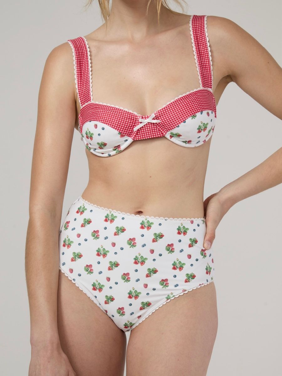 【glowny】HIGH WAIST BIKINI BOTTOM MUSINSA | GLOWNY HIGH WAIST BIKINI BOTTOM (MIX BERRY)
