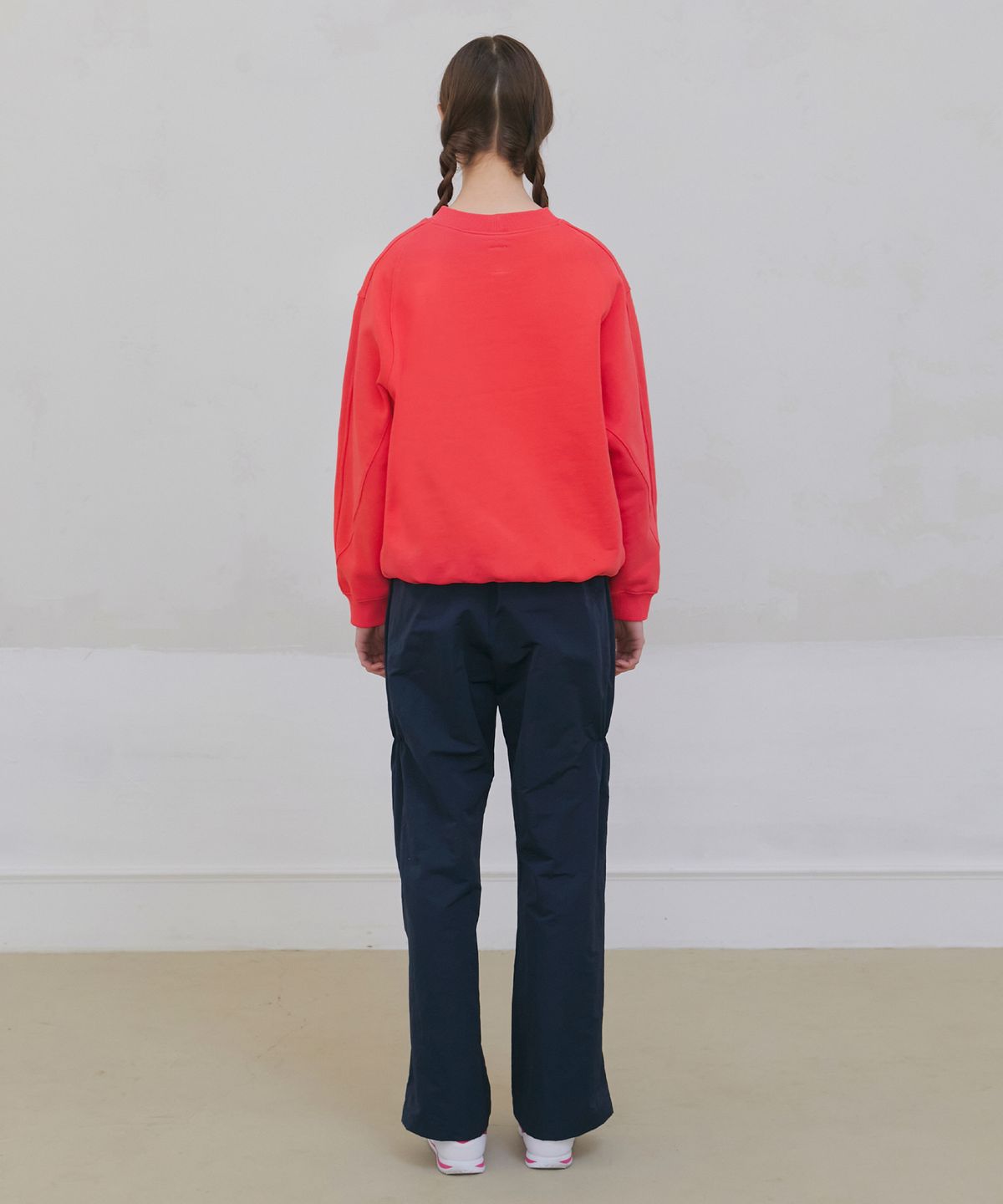 포에브(POEV) Shirring Nylon Straight Pants - Navy