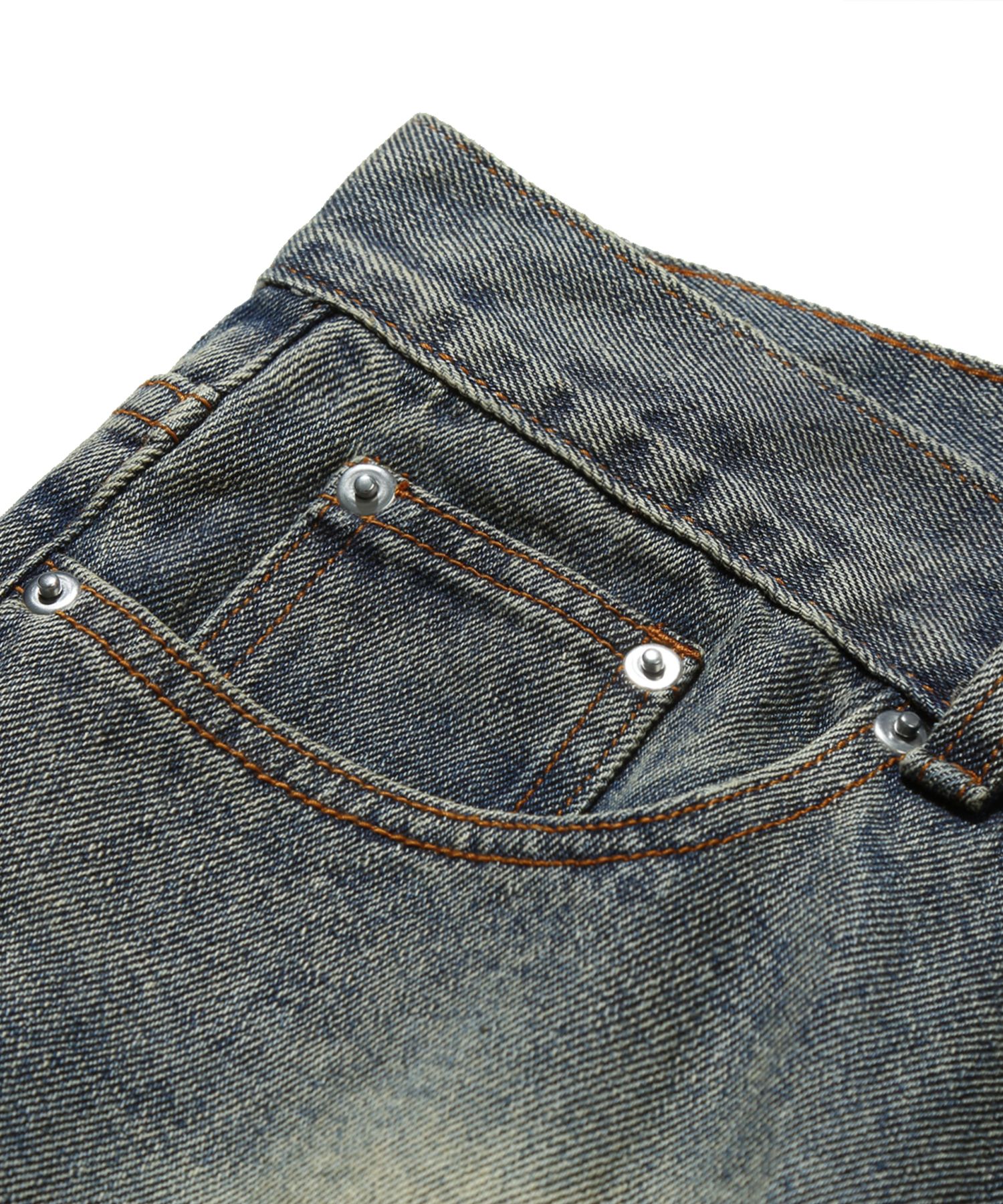★TRILLION★STAR APPLIQUE DAMAGE WASHING DENIM SHORTS★ MUSINSA | TRILLION Star Applique Damage Washing Denim Shorts