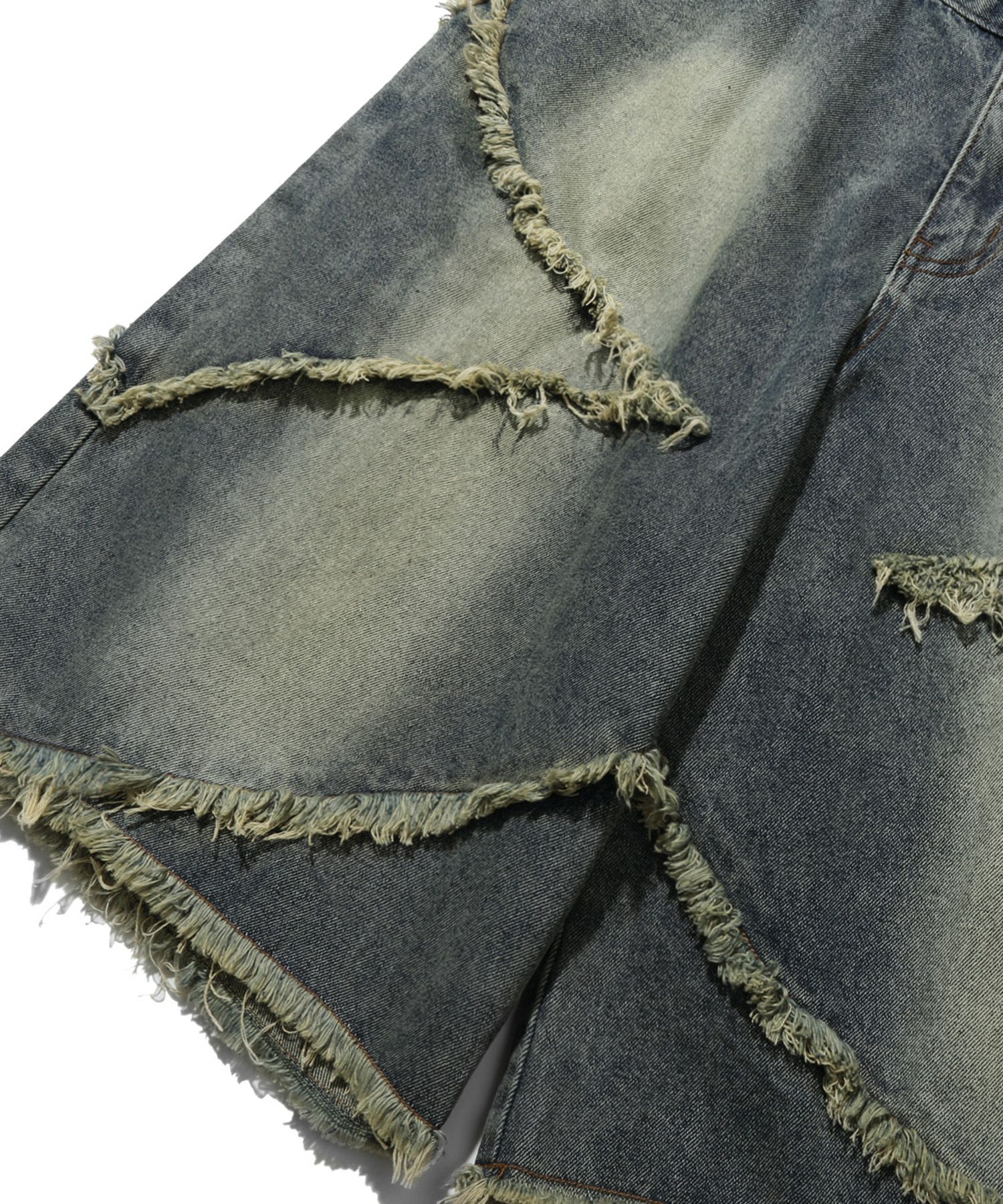 ★TRILLION★STAR APPLIQUE DAMAGE WASHING DENIM SHORTS★ MUSINSA | TRILLION Star Applique Damage Washing Denim Shorts