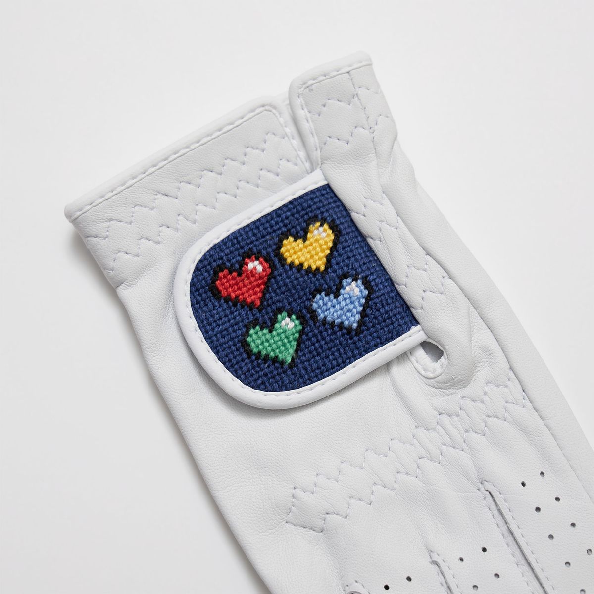 로롱(LOLONG) HEARTS NAVY 자수 양피 장갑 (왼손)