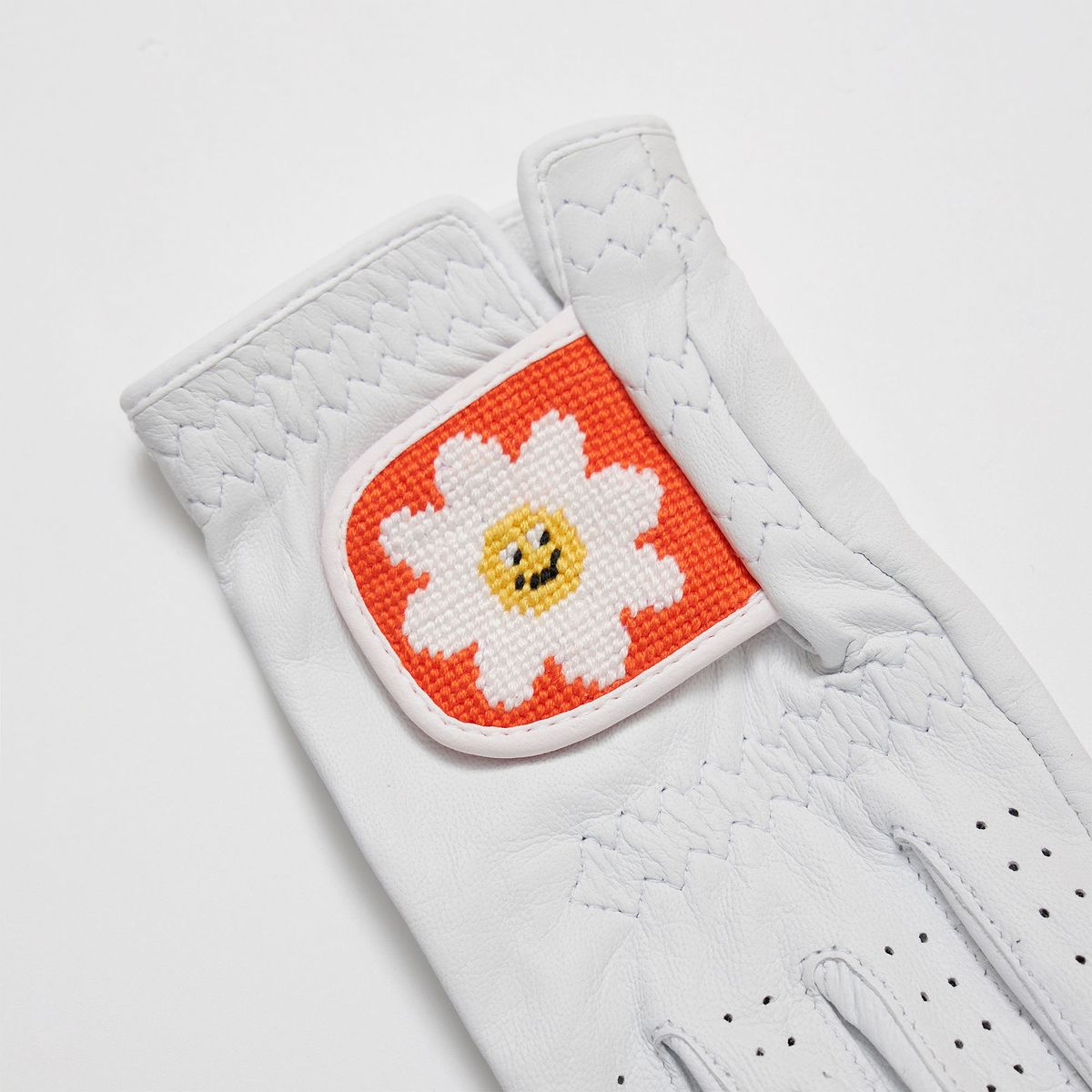 로롱(LOLONG) DAISY ORANGE 자수 양피 장갑 (왼손)