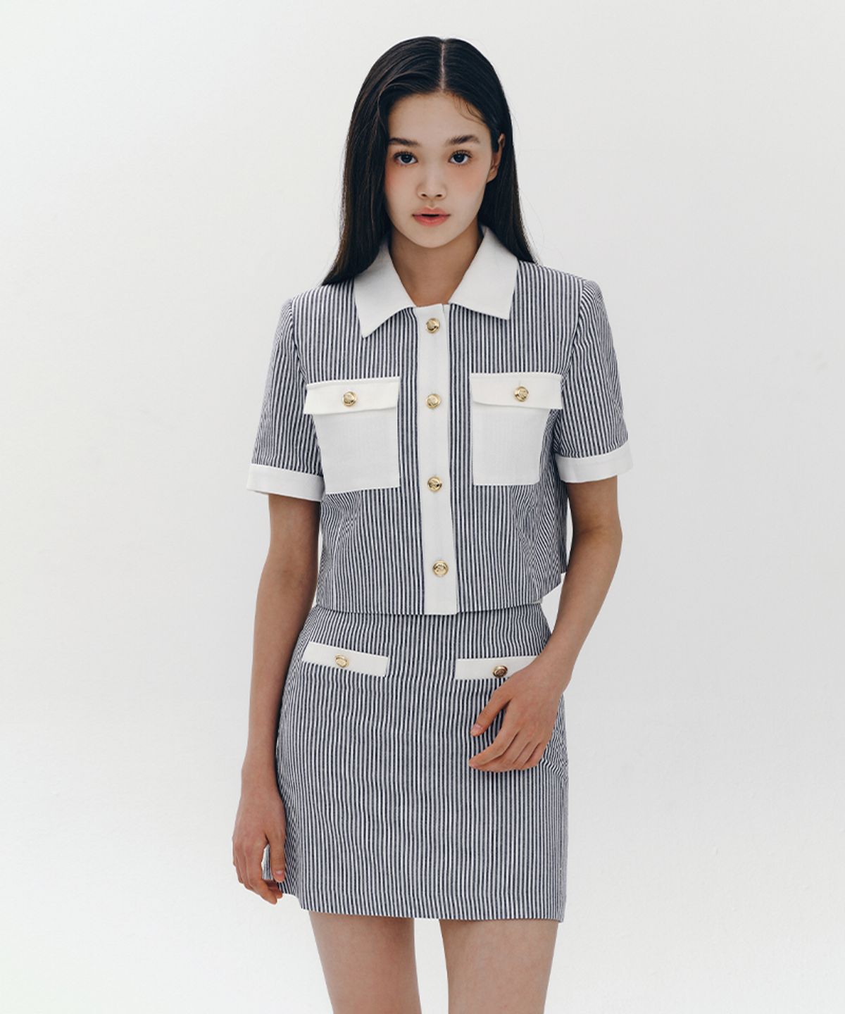 마리끌레르(MARIE CLAIRE) 스트라이프 버튼 포켓 셋업(MOEBSU04MNY)
