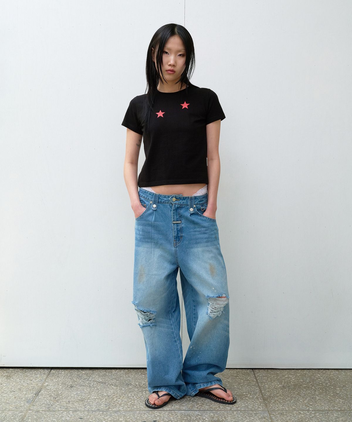 더바이닐하우스(THEVINYLHOUSE) STAR TEE BLACK (VH2EMUT507A)