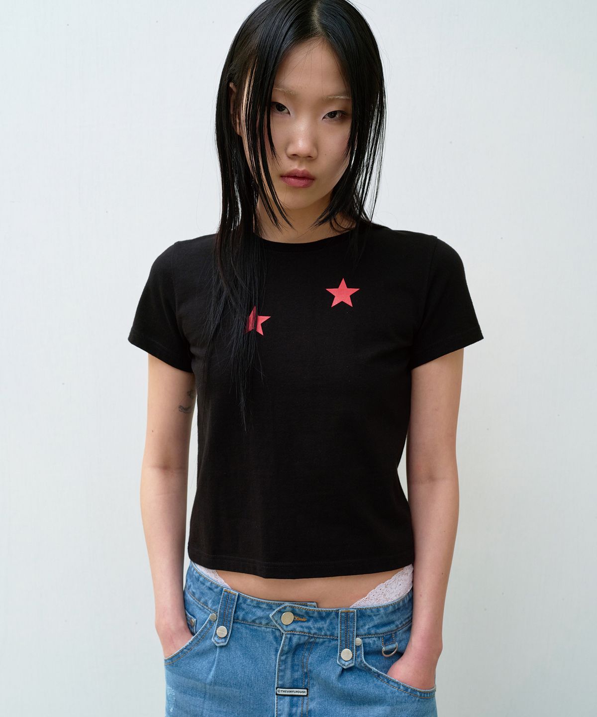 더바이닐하우스(THEVINYLHOUSE) STAR TEE BLACK (VH2EMUT507A)