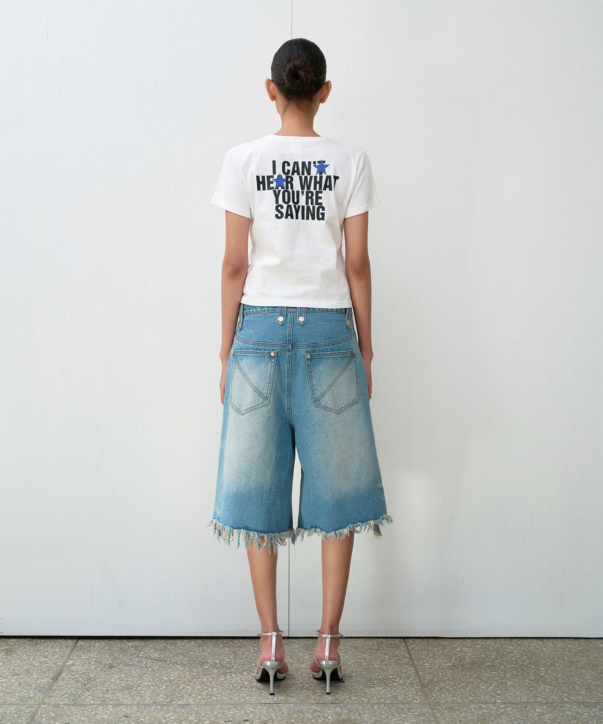 더바이닐하우스(THEVINYLHOUSE) STAR TEE WHITE (VH2EMUT507A)
