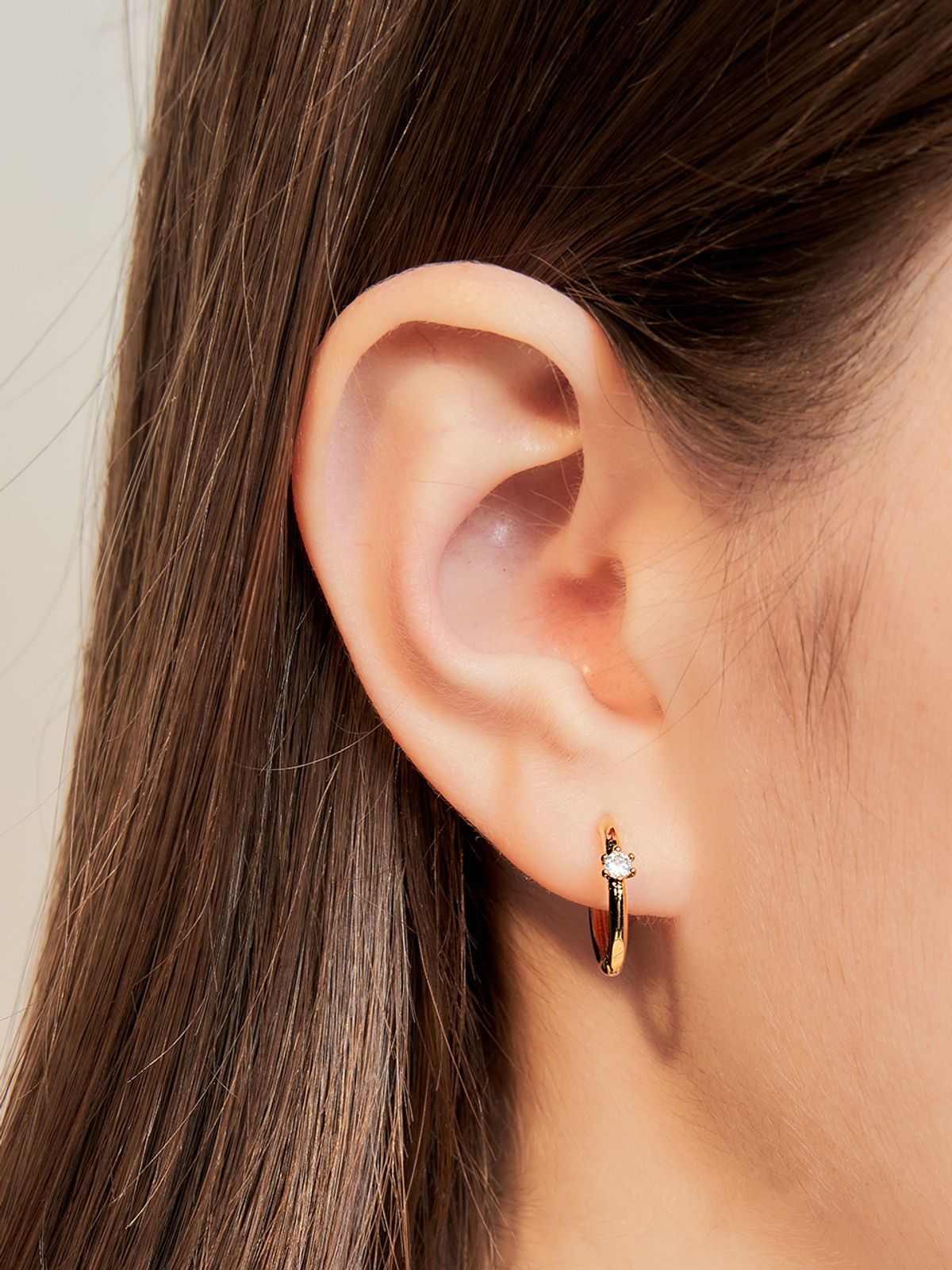 헤이(HEI) prong one-touch earring