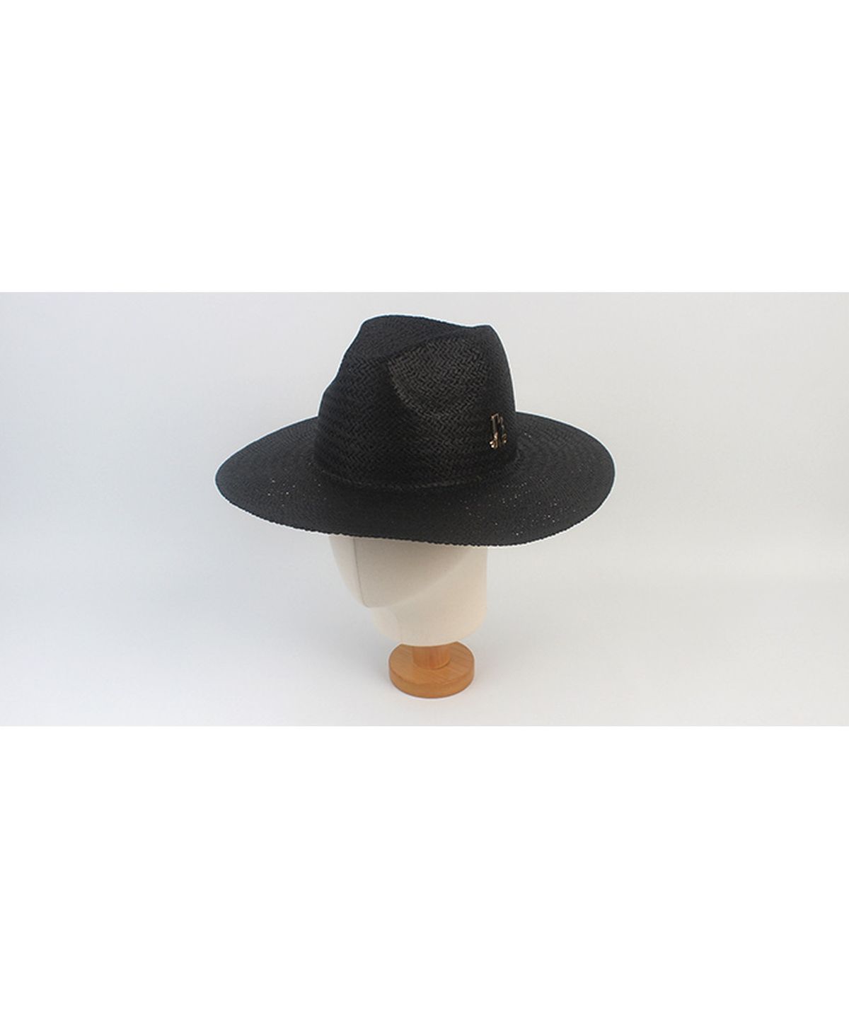 유니버셜 케미스트리(UNIVERSAL CHEMISTRY) Swing Simple Black Fedora 여름페도라