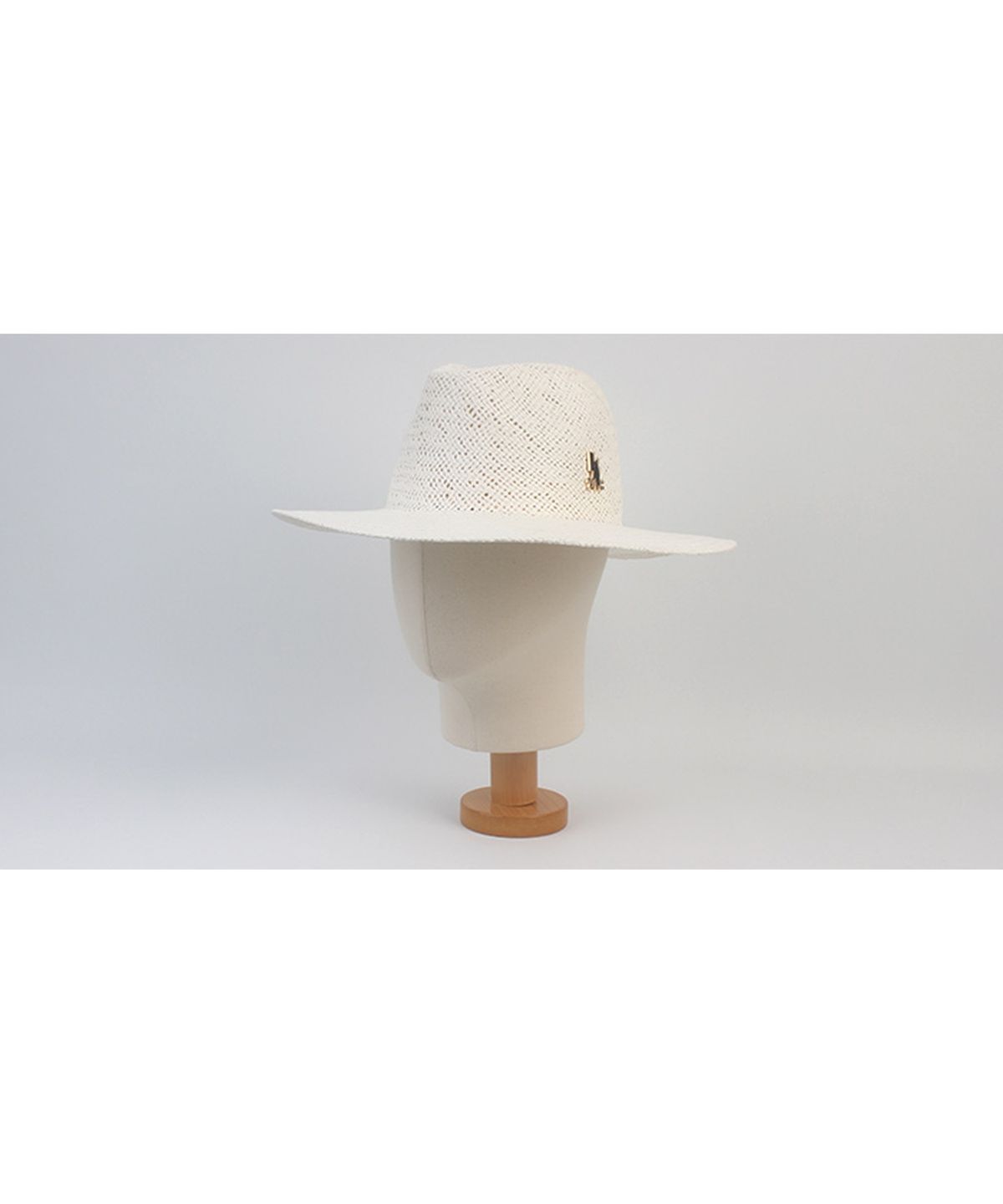 유니버셜 케미스트리(UNIVERSAL CHEMISTRY) Swing Simple White Fedora 여름페도라