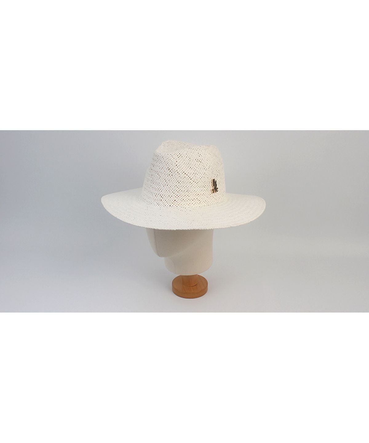 유니버셜 케미스트리(UNIVERSAL CHEMISTRY) Swing Simple White Fedora 여름페도라