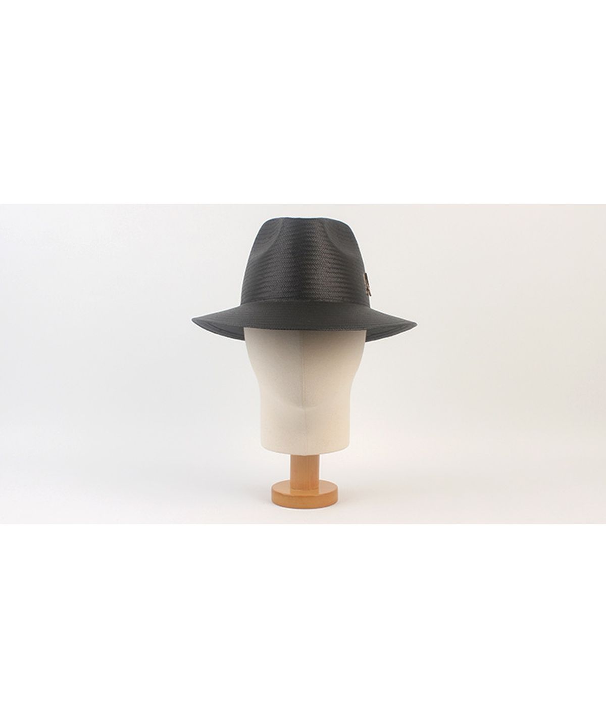 유니버셜 케미스트리(UNIVERSAL CHEMISTRY) Summer Gentle Black Short Fedora 여름페도라