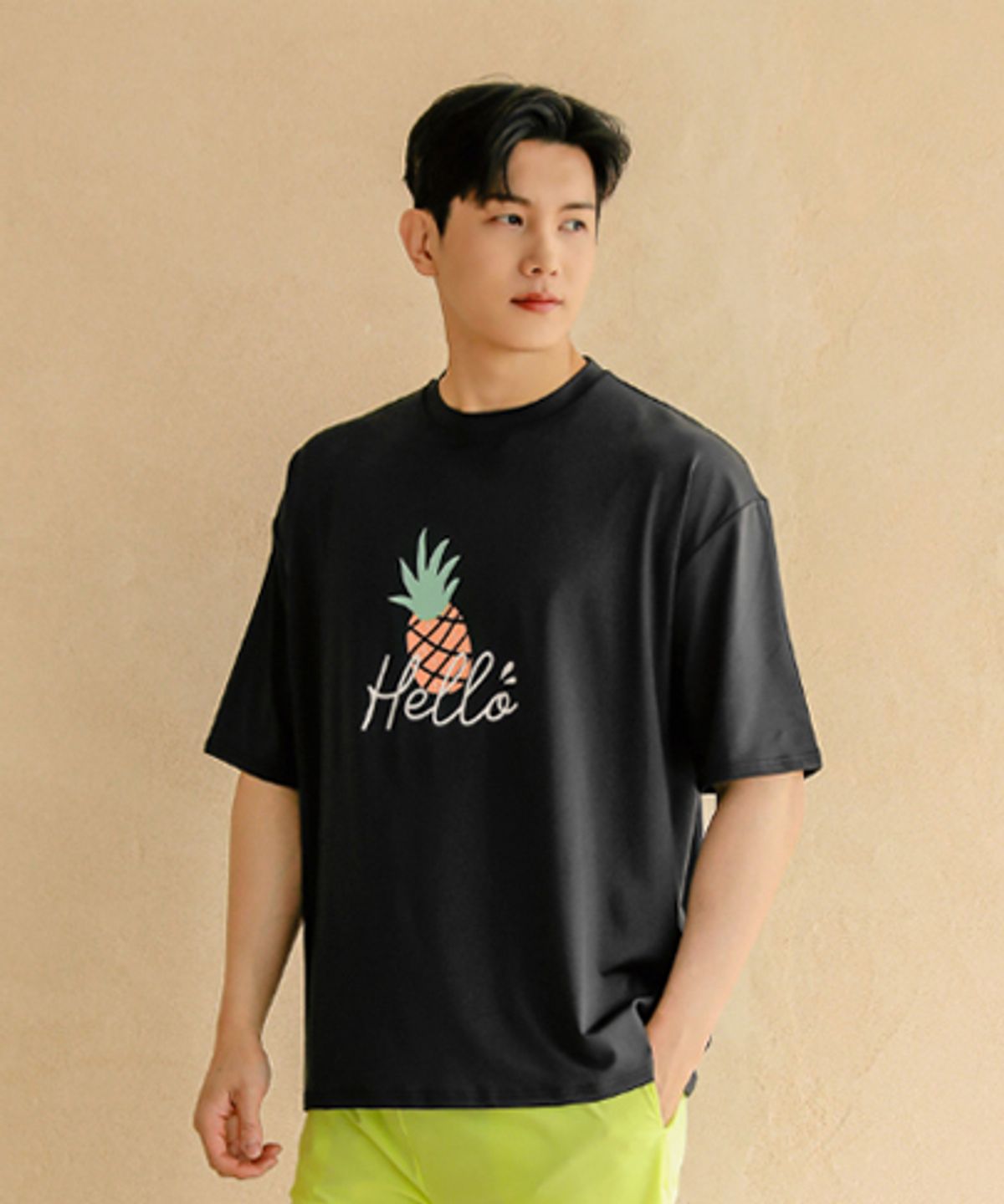 튜브트리(TUBE TREE) 남성용 헬로 루즈핏 반팔 래쉬가드 A605 블랙