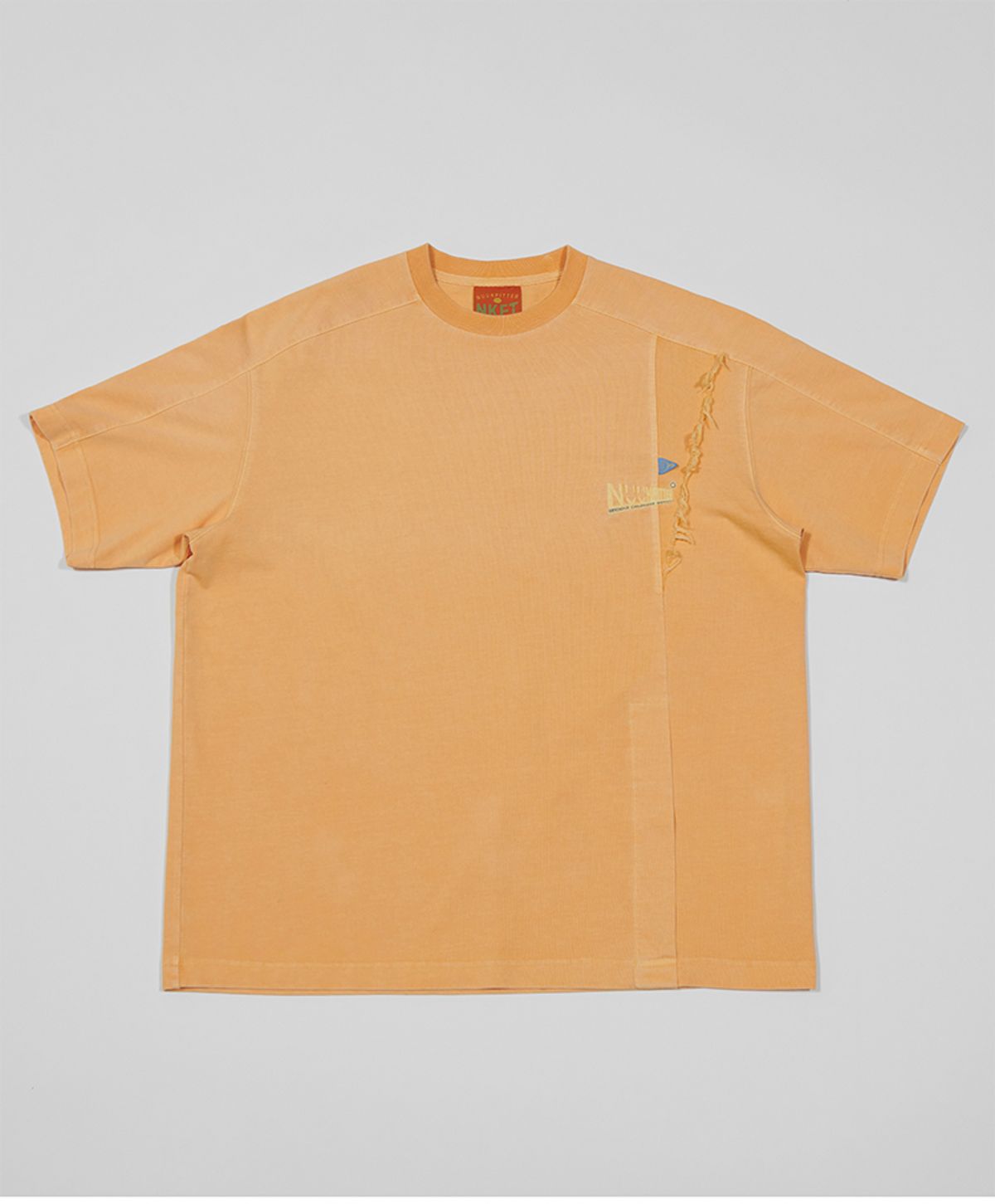 누크피터(NUUKFITTER) PENNANT WASHING T-SHIRT [ORANGE]