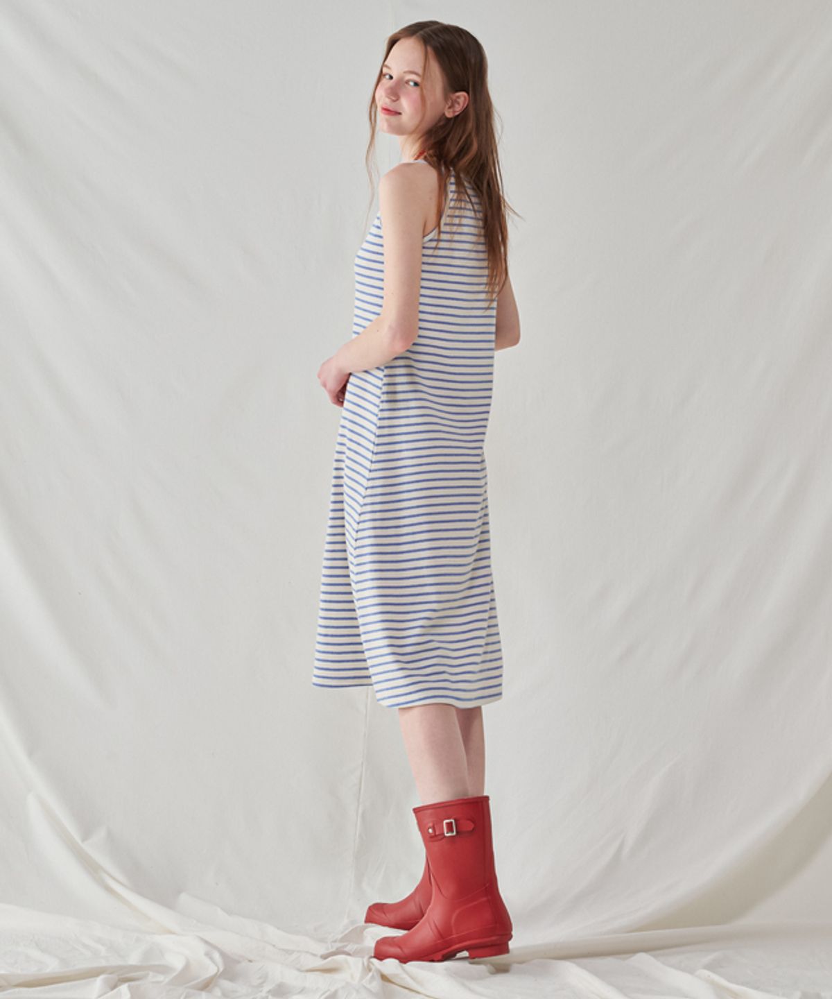 론론(RONRON) BOATNECK SLEEVELESS LONG DRESS BLUE STRIPE