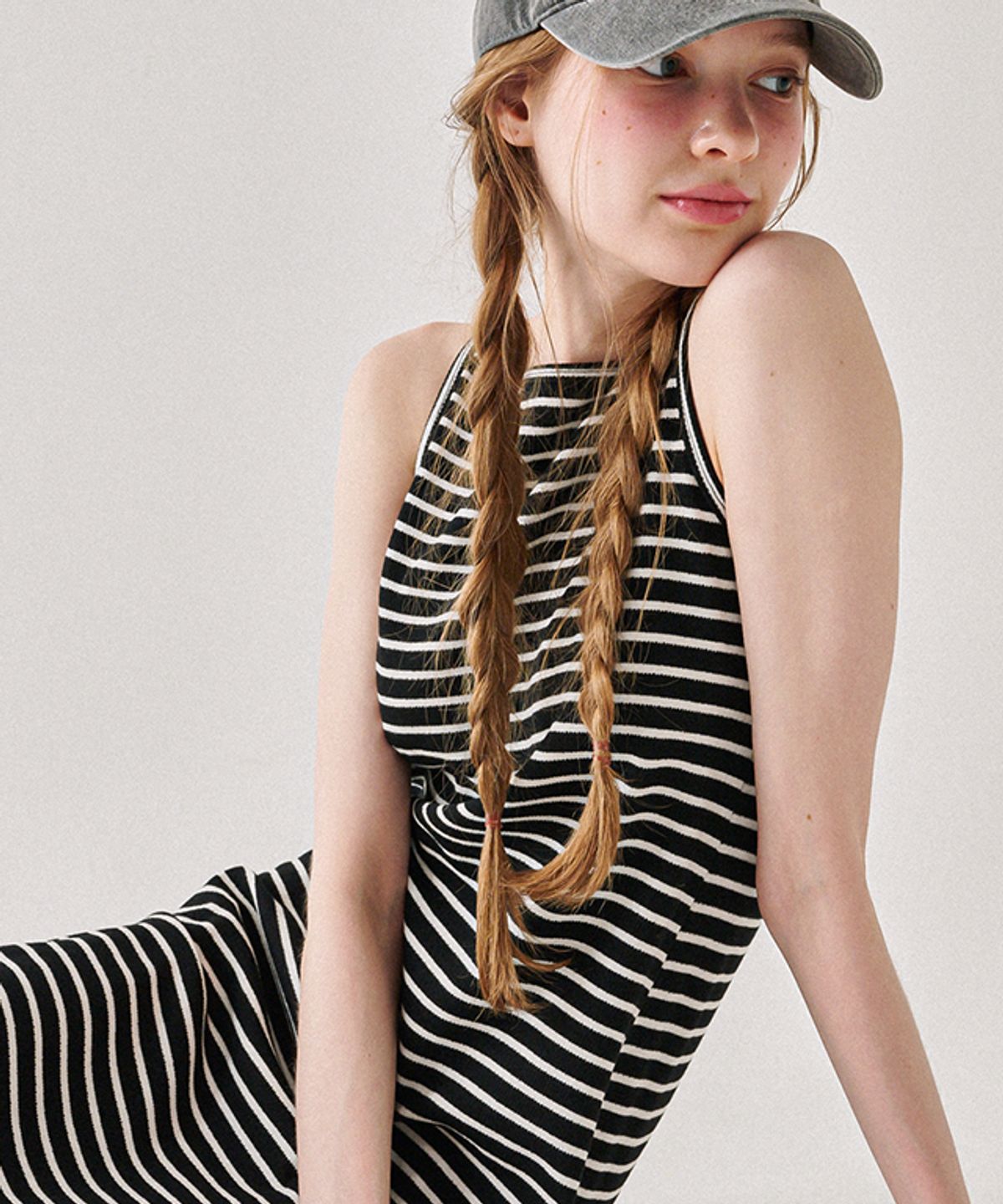 론론(RONRON) BOATNECK SLEEVELESS LONG DRESS BLACK STRIPE