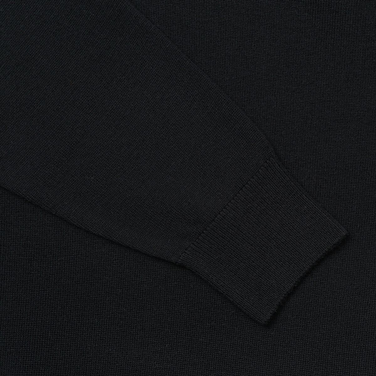 베르노(VERNO) 24SS Cashtouch saddle sleeve polo knit Black