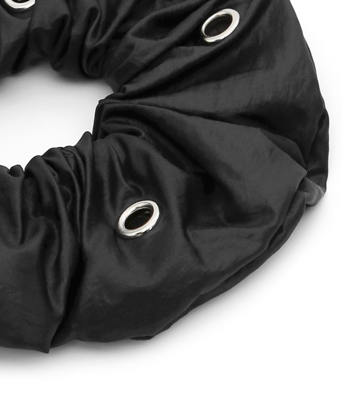 언더컨트롤 스튜디오(UNDERCONTROL STUDIO) 아일렛 스크런치 머리끈 SCRUNCHIE / MID / EYELET / WS / BLACK