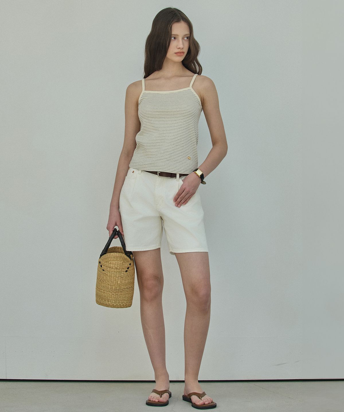 엘리오티(ELLIOTI) 1-Tuck Denim Bermuda Pants_2Color