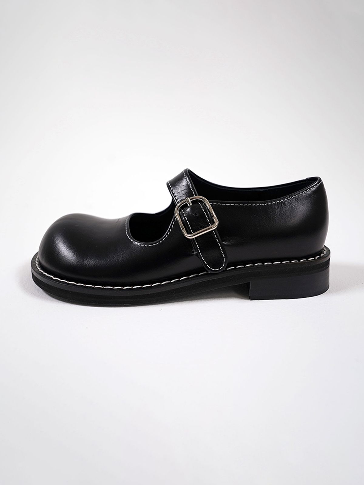 히푸(hippu) Strap Shoes Women [Black]