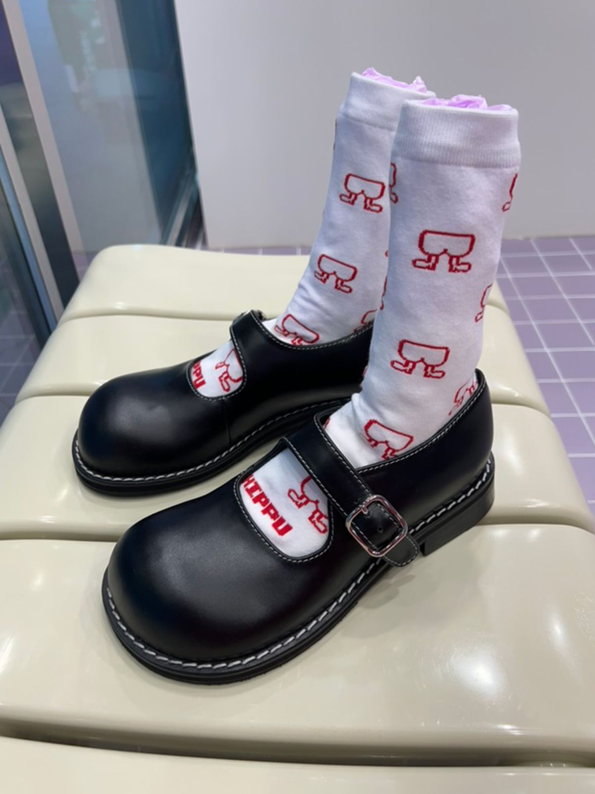히푸(hippu) Strap Shoes Women [Black]