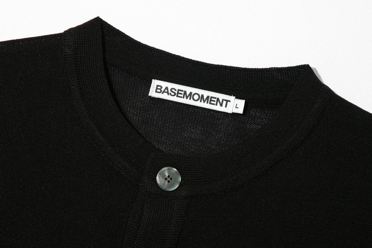 베이스모먼트(BASEMOMENT) 라운드넥 하프 니트 가디건 블랙