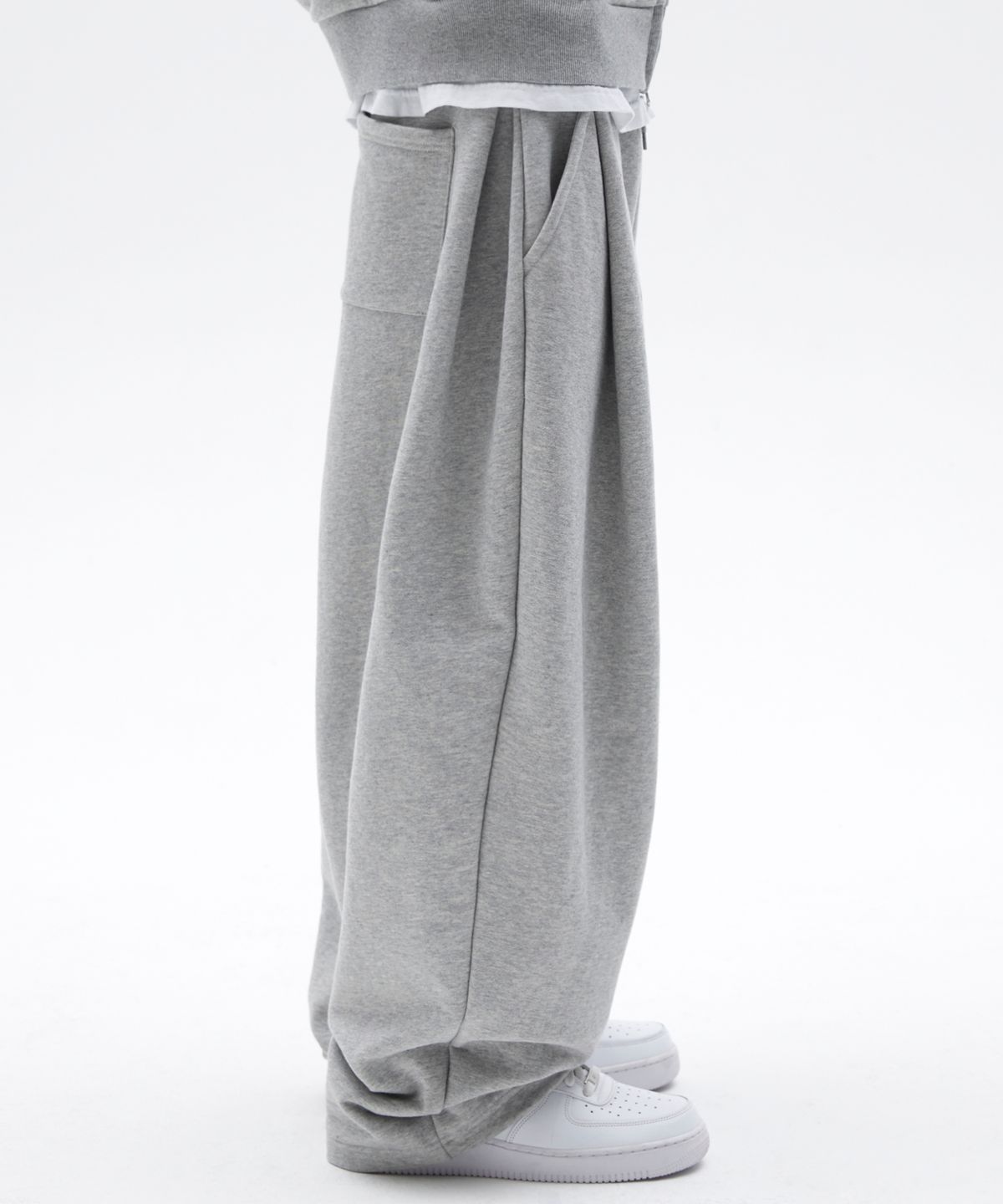 스웨이드(SUADE) TWO TUCK LONG PANTS [GRAY]
