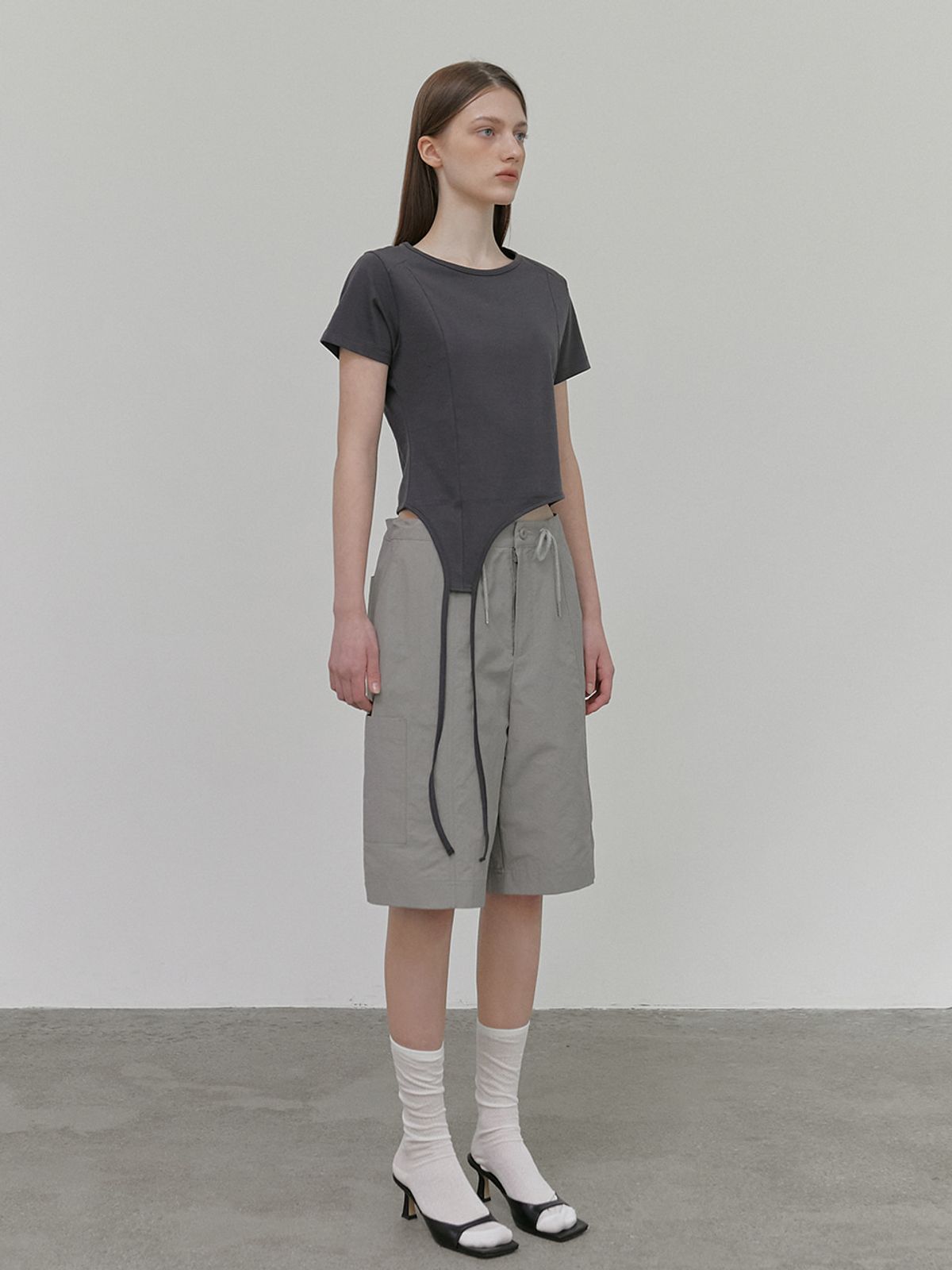 에트몽(ETMON) Drop Strap T-Shirt, Charcoal