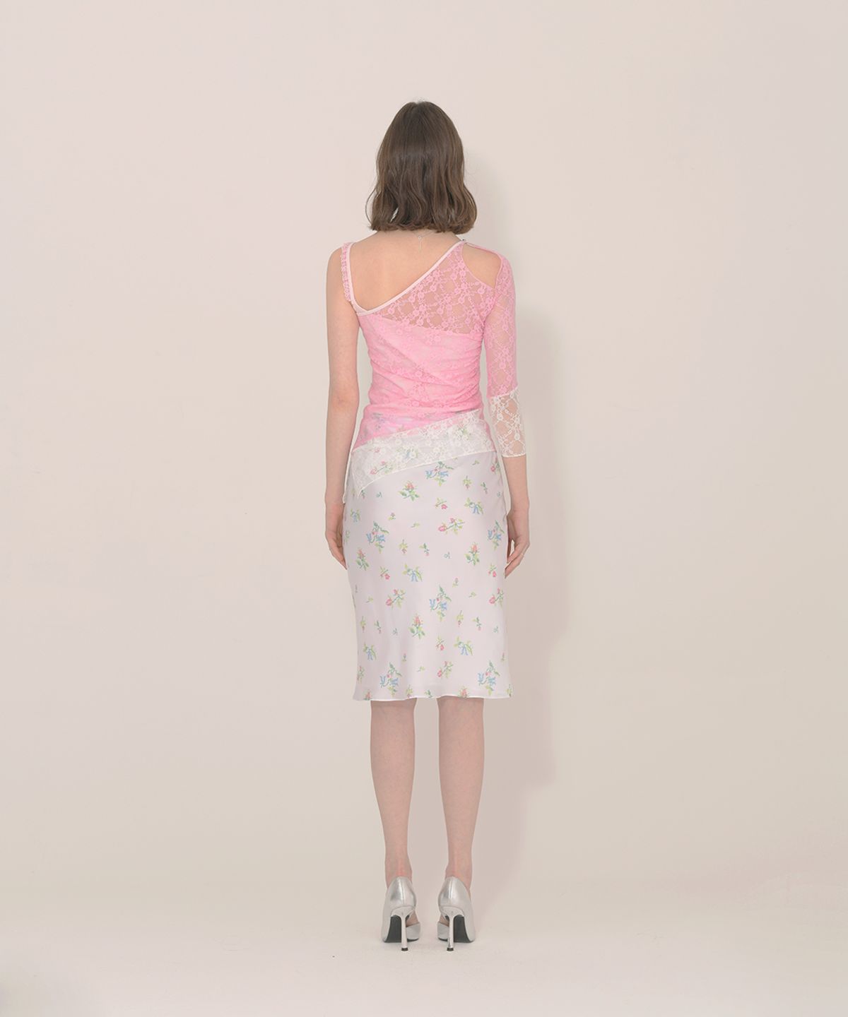 아이스가든에이오공팔(ICE GARDEN A.508) Lace Cut-out One Shoulder Top