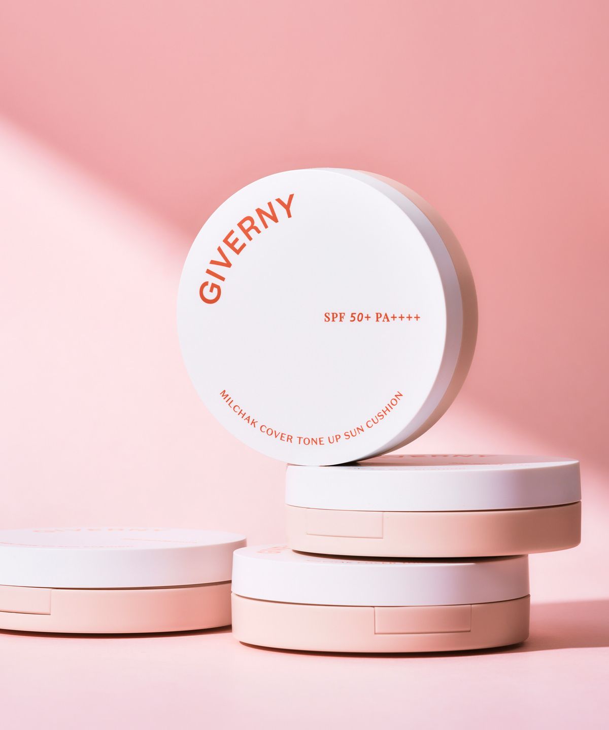 지베르니(GIVERNY) 밀착 커버 톤업 선 쿠션 클리어 베이지 12g