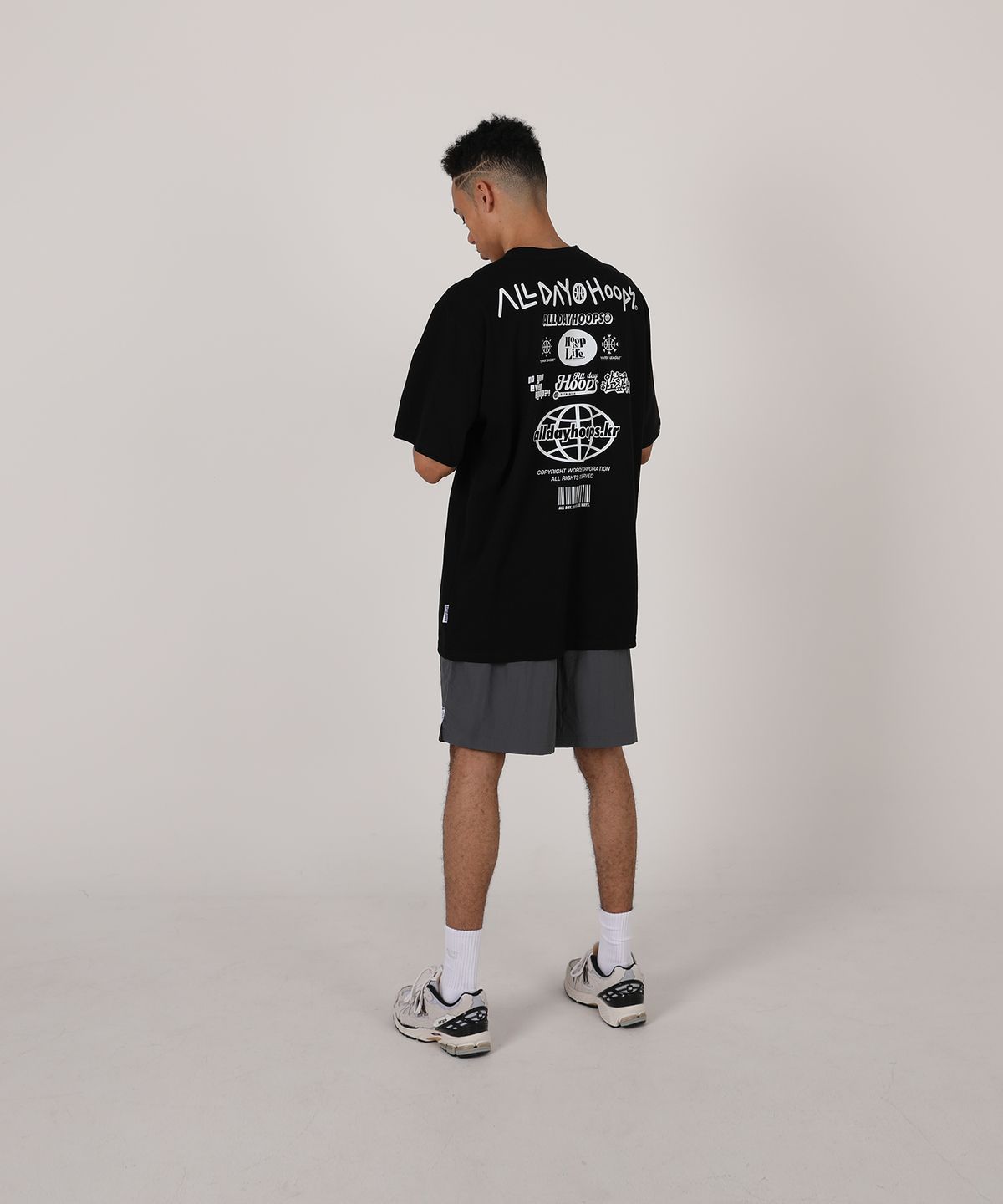 올데이훕스(ALL DAY HOOPS) 후프 S2 로고 반팔티 블랙