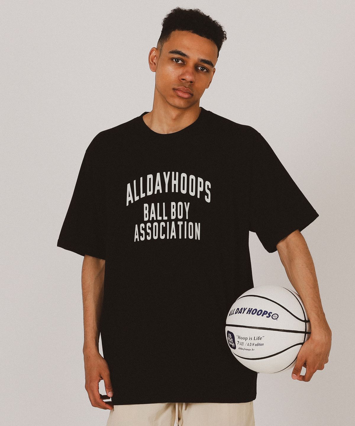 올데이훕스(ALL DAY HOOPS) BBA 로고 반팔티 블랙